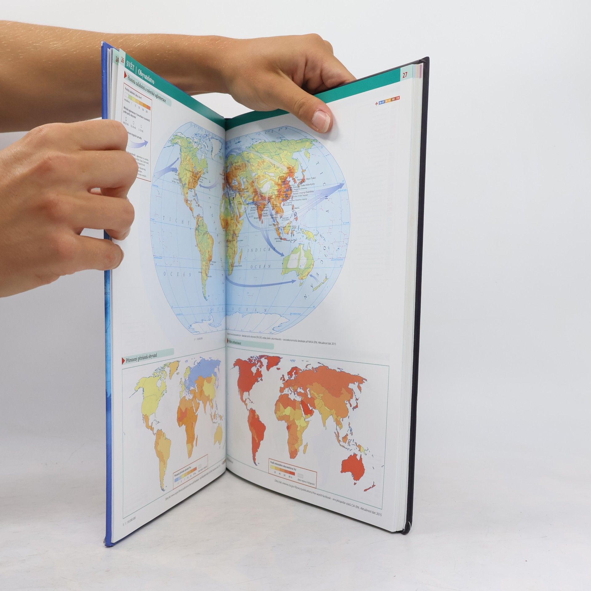 Autorenkollektiv Školní atlas světa