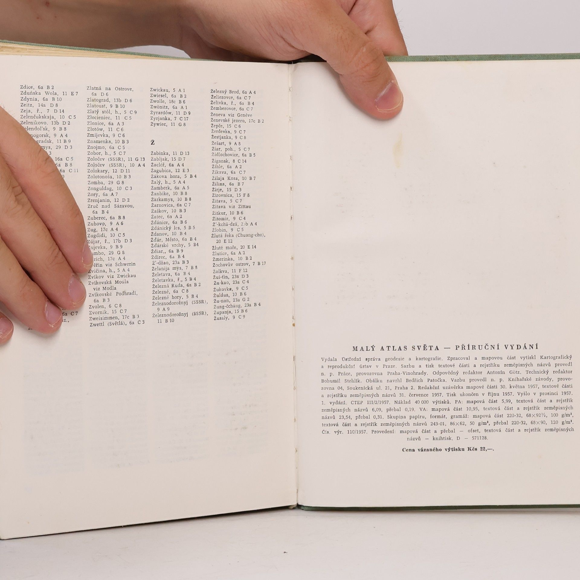 Various authors Malý atlas světa. Příruční vydání