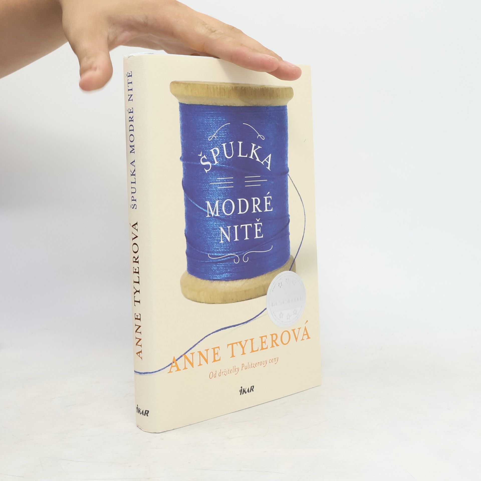 Anne Tyler Špulka modré nitě