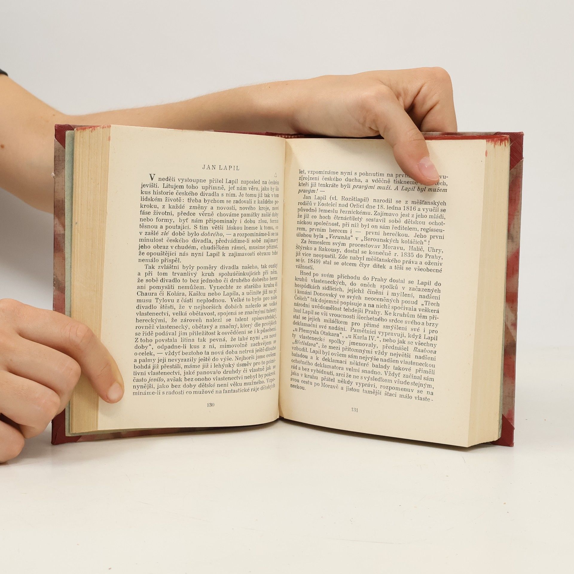 Jan Neruda Divadelní studie a referáty III