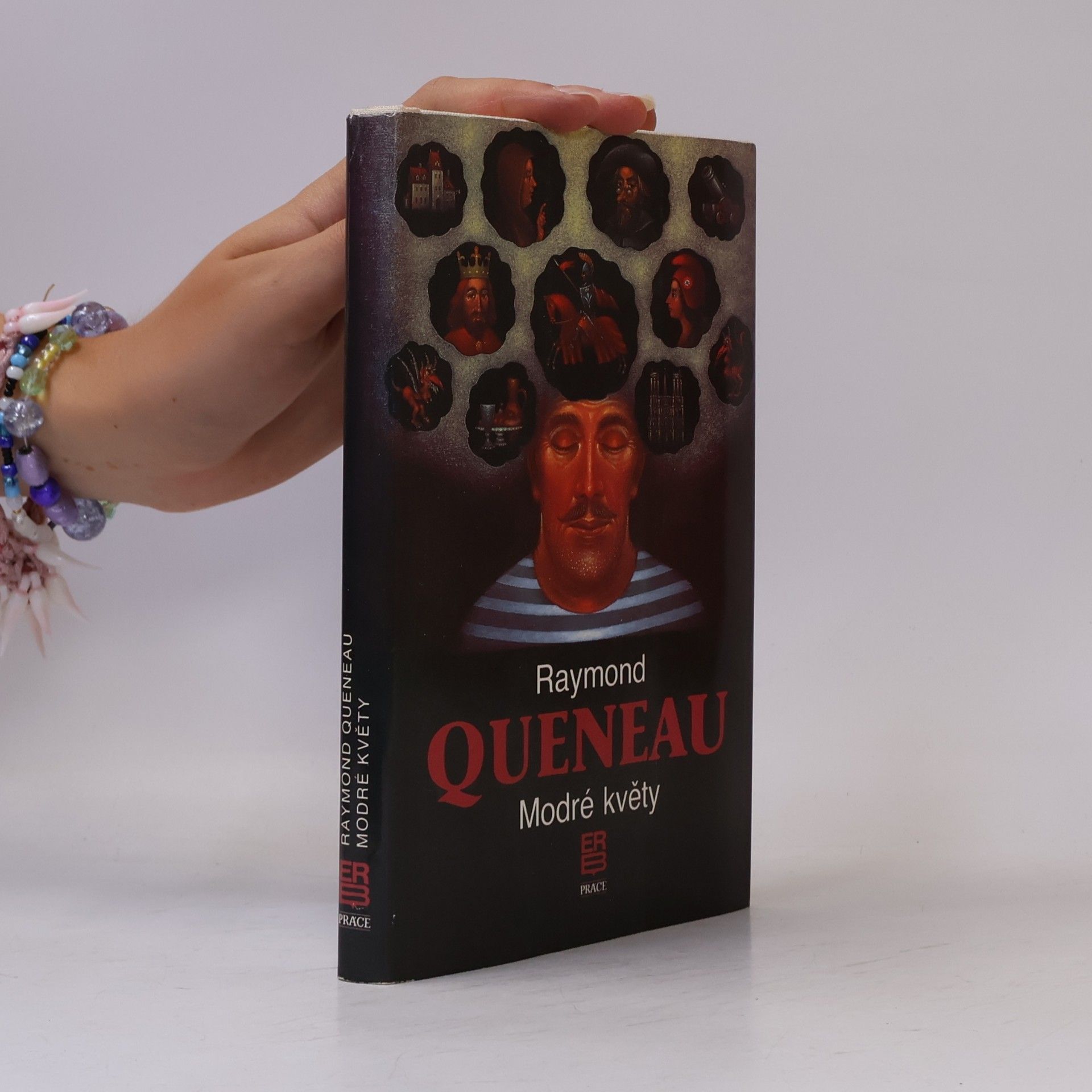 Raymond Queneau Modré květy