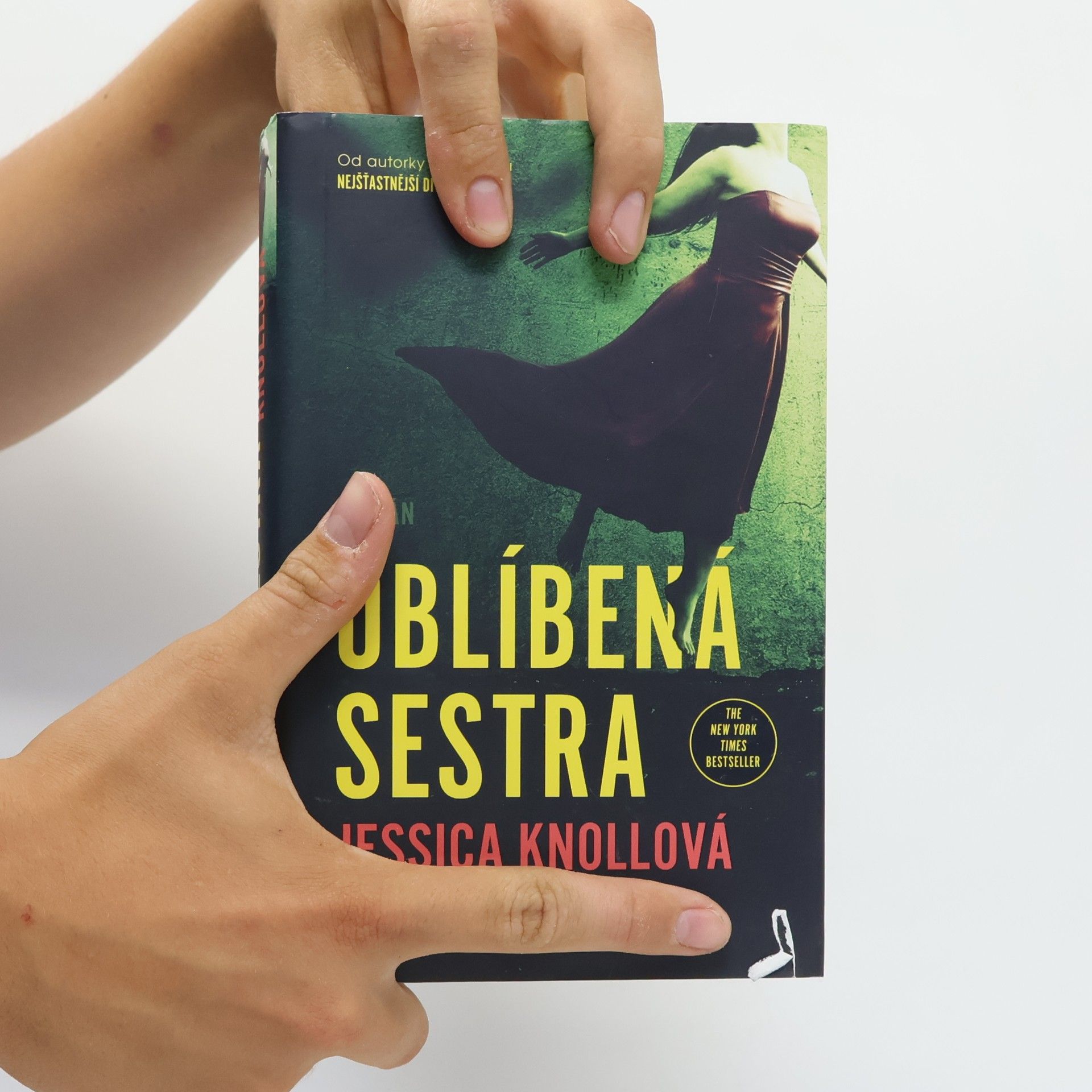 Jessica Knoll Oblíbená sestra