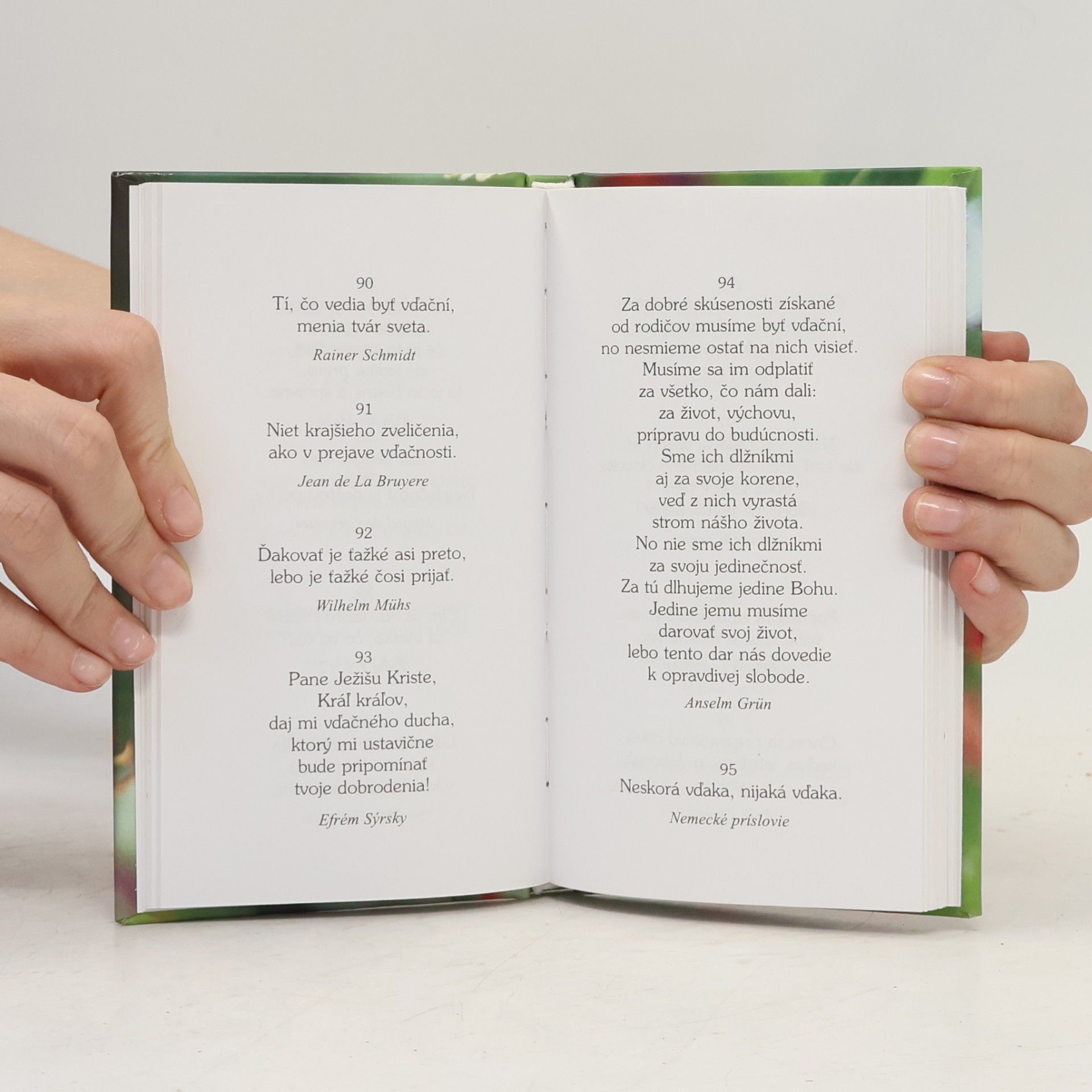 Various authors Pamäť srdca. 365 myšlienok o vďačnosti