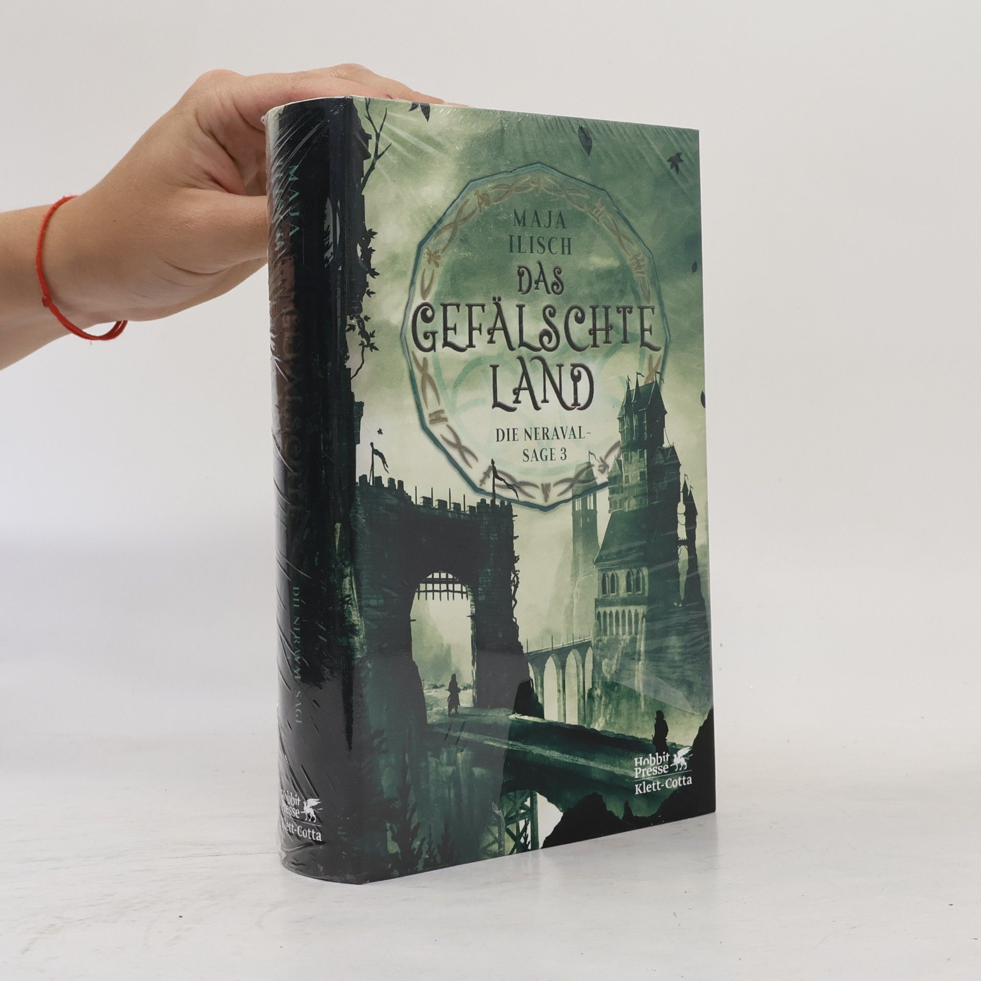 Das gefälschte Land (Neraval-Sage, Bd. 3)