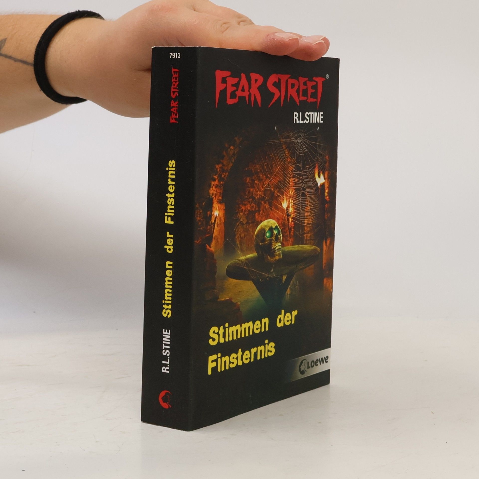 R. L. Stine Stimmen der Finsternis
