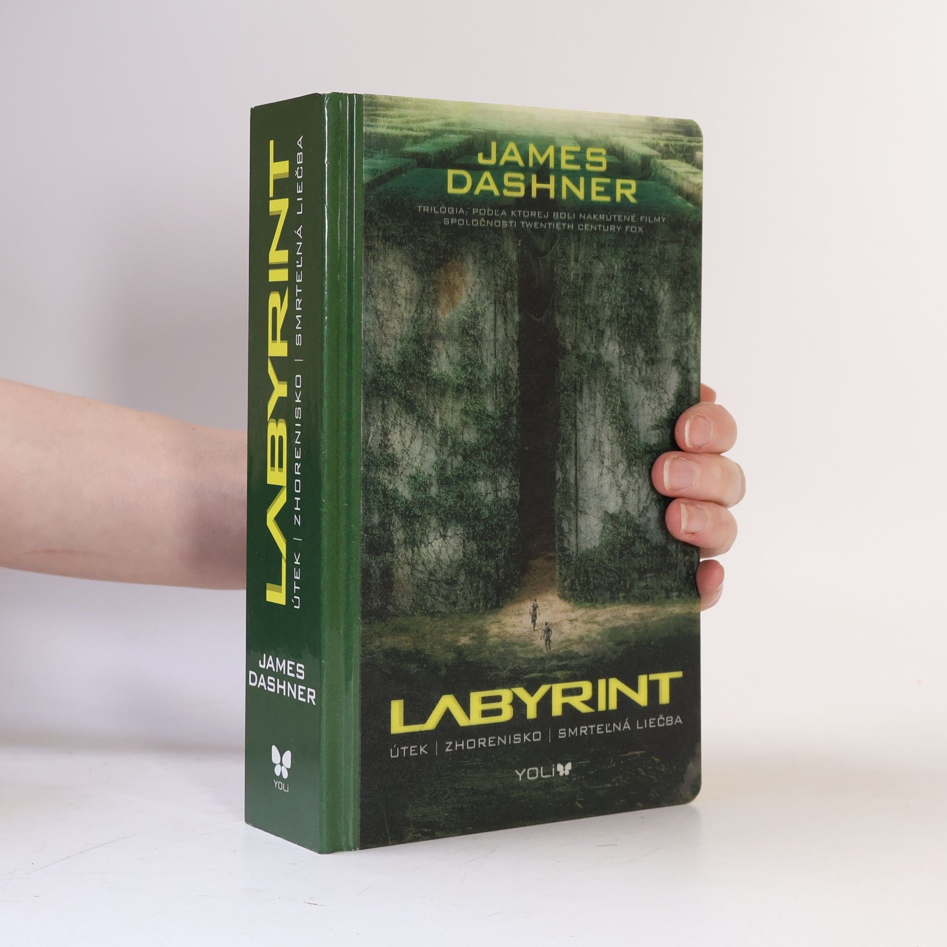 James Dashner Labyrint: Útek, Zhorenisko, Smrteľná liečba