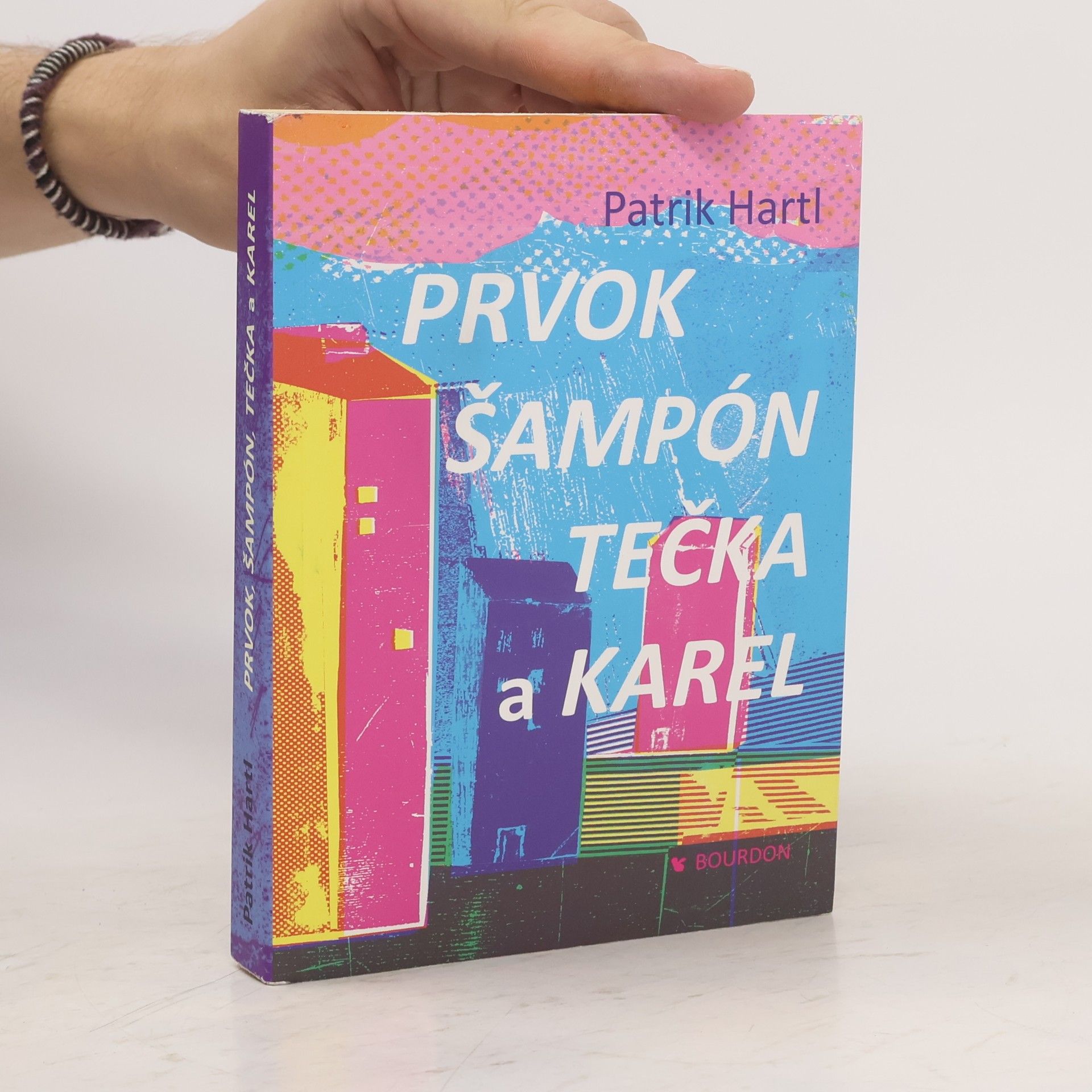 Prvok, Šampón, Tečka a Karel