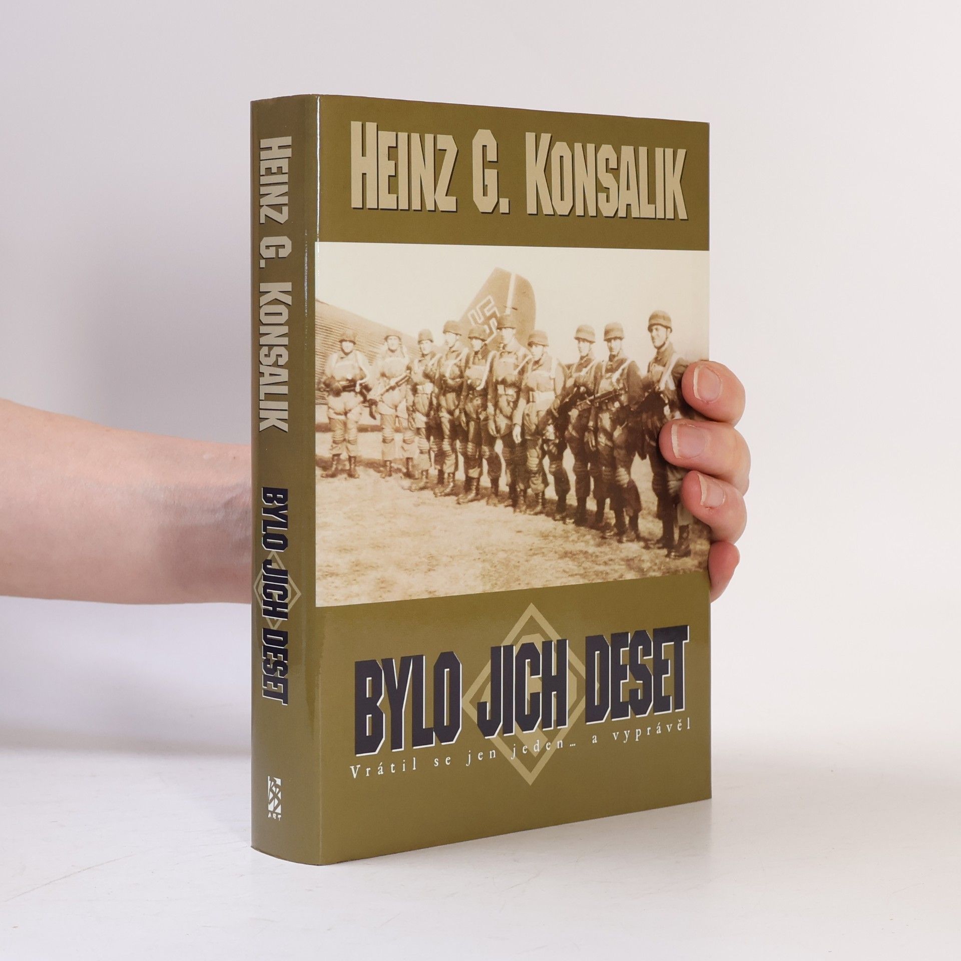 Heinz Günther Konsalik Bylo jich deset : operace "Divoké husy"