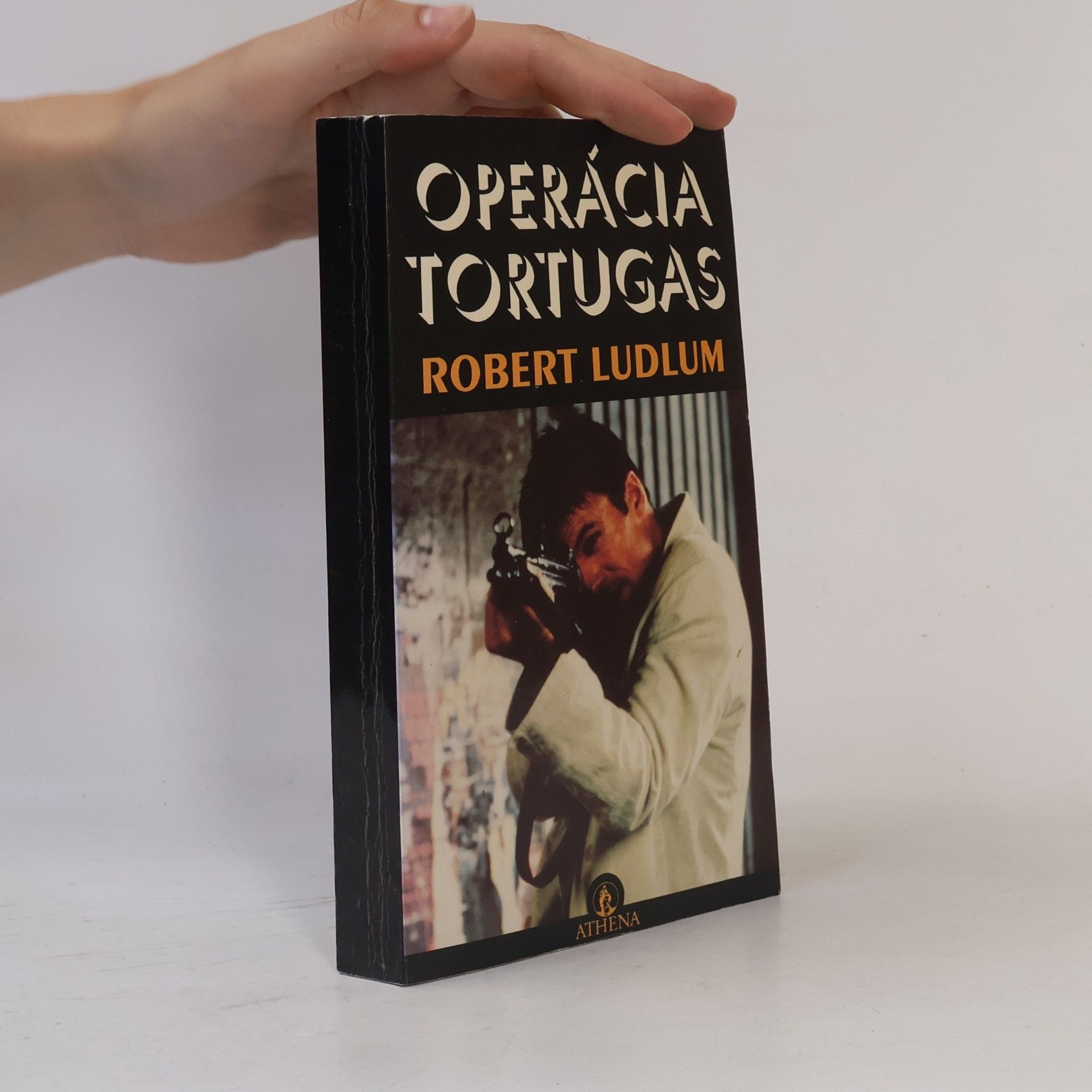 Robert Ludlum Operácia Tortugas