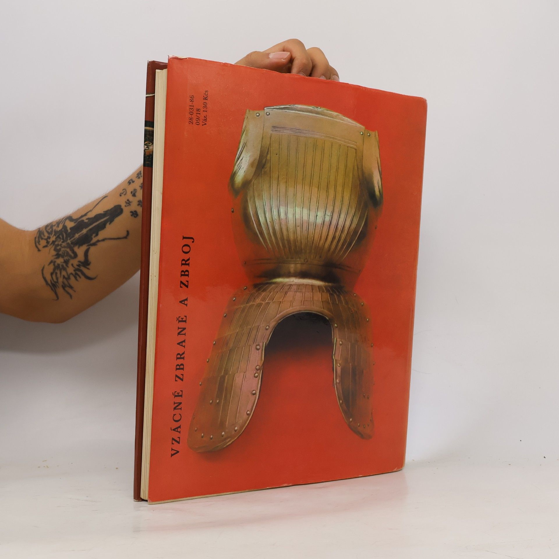 Various authors Vzácné zbraně a zbroj