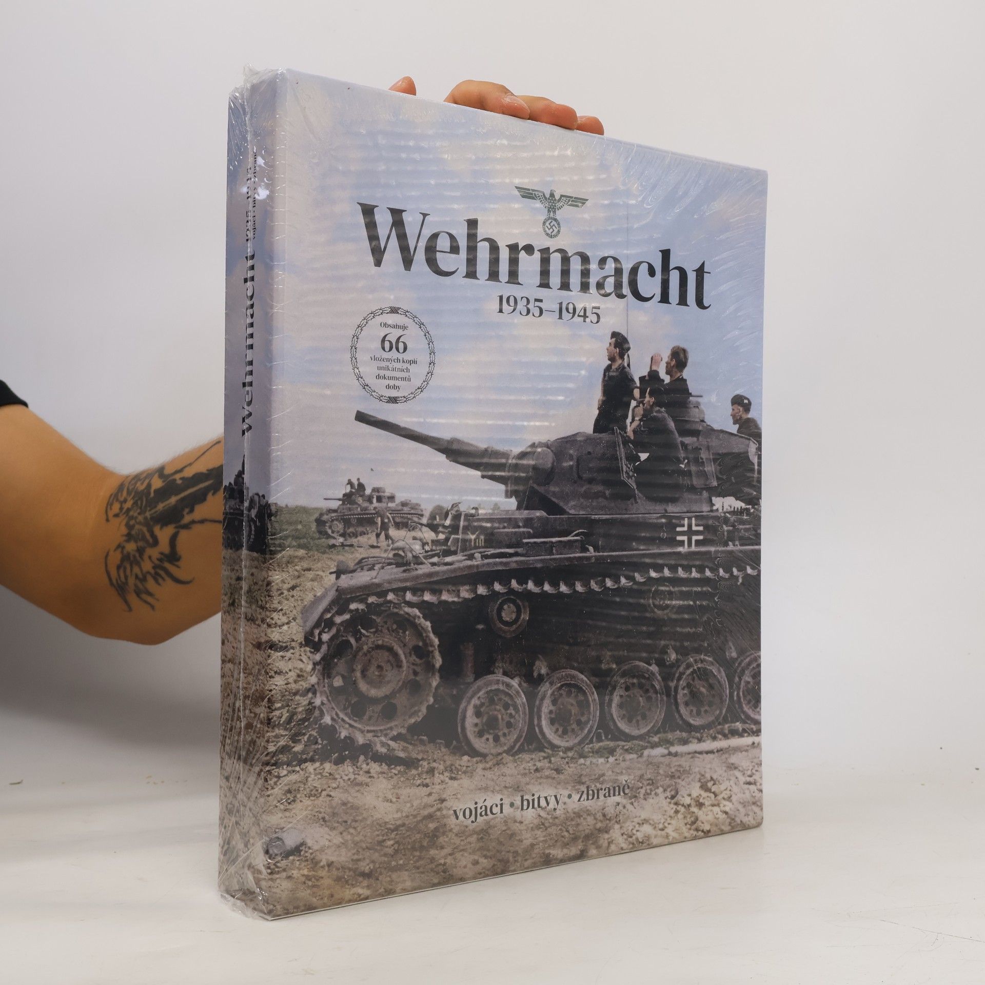 Kolektiv autorů Wehrmacht 1935-1945: Vojáci, bitvy, zbraně
