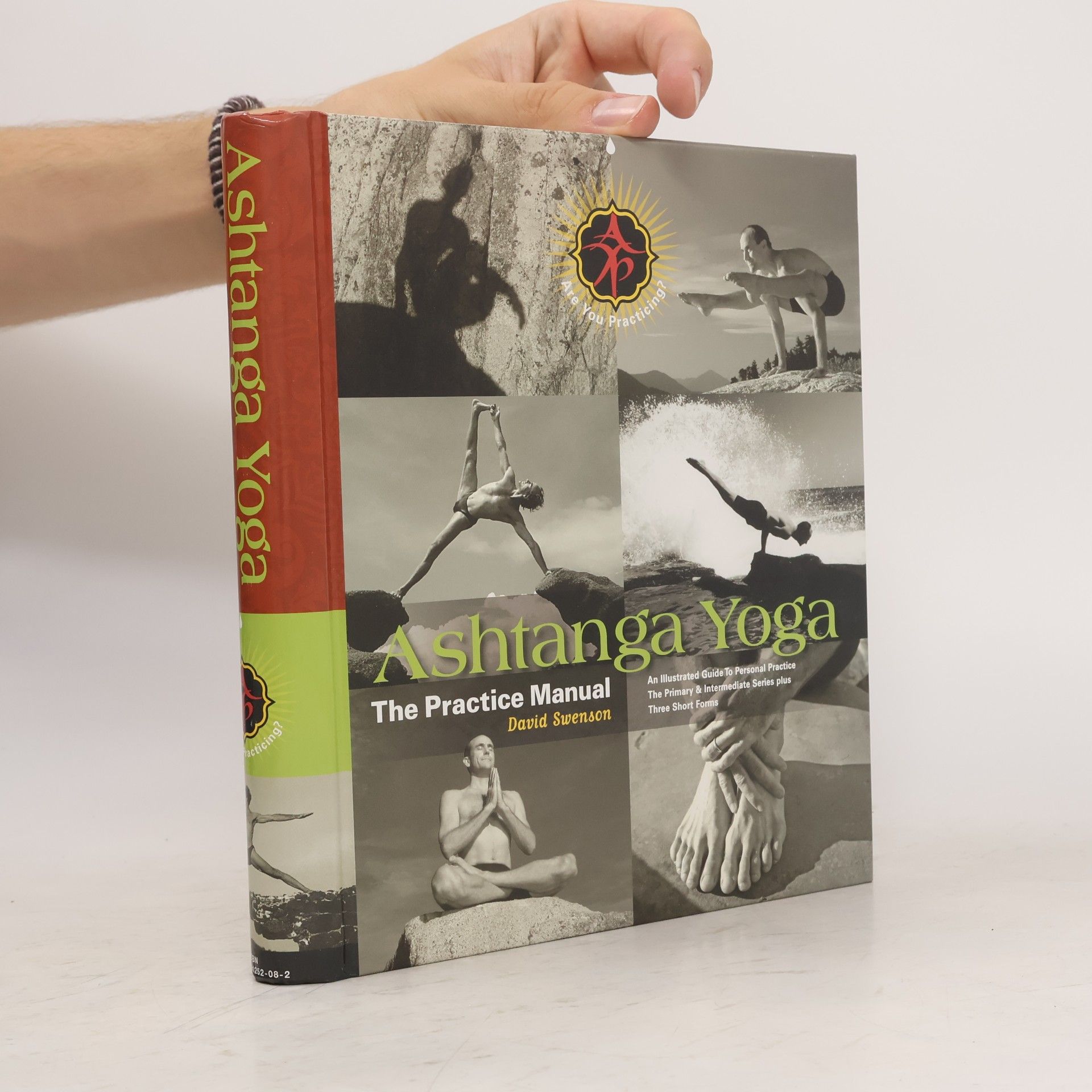 Raul Marroquin Ashtanga yoga: The practice manual