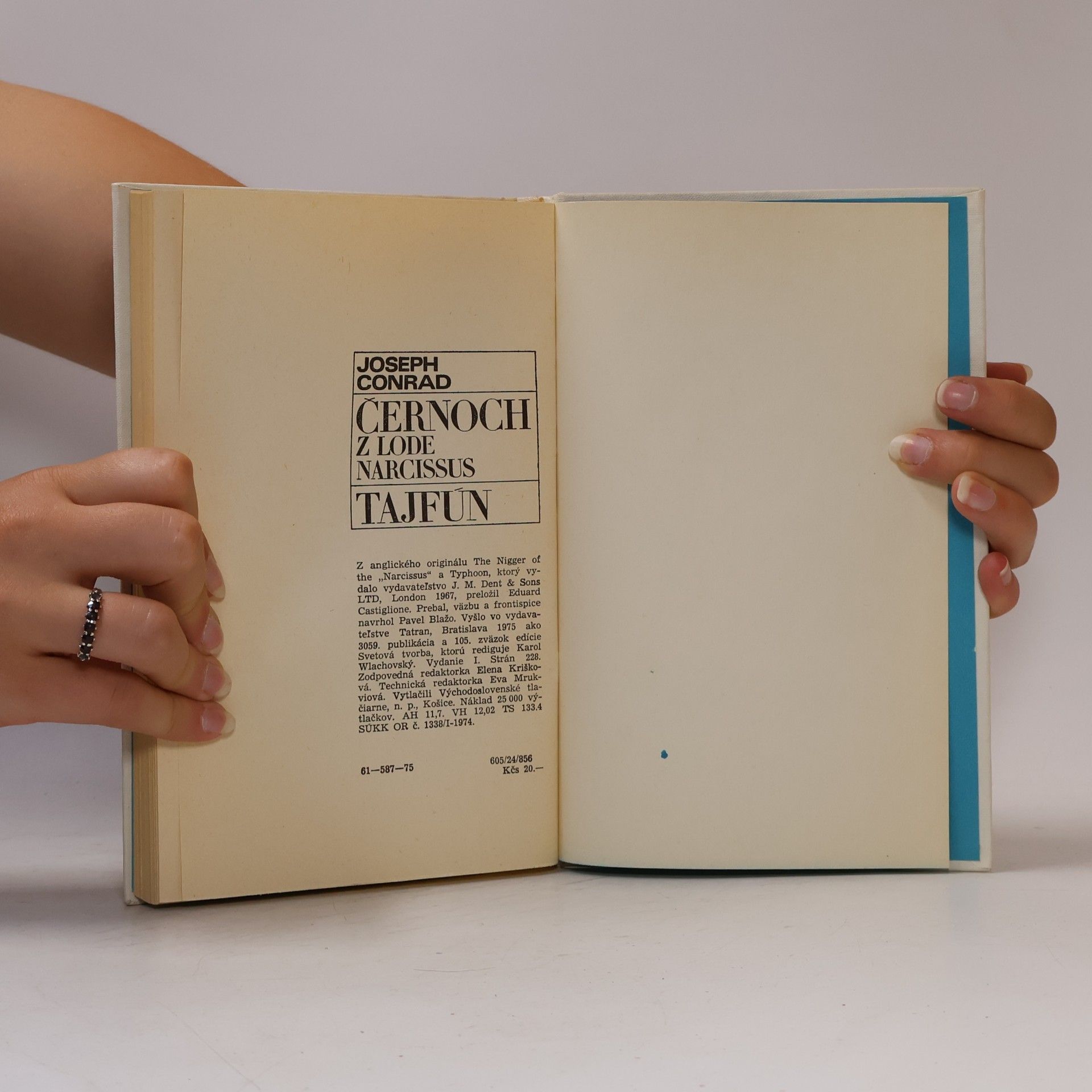 Joseph Conrad Černoch z lode Narcissus. Tajfún