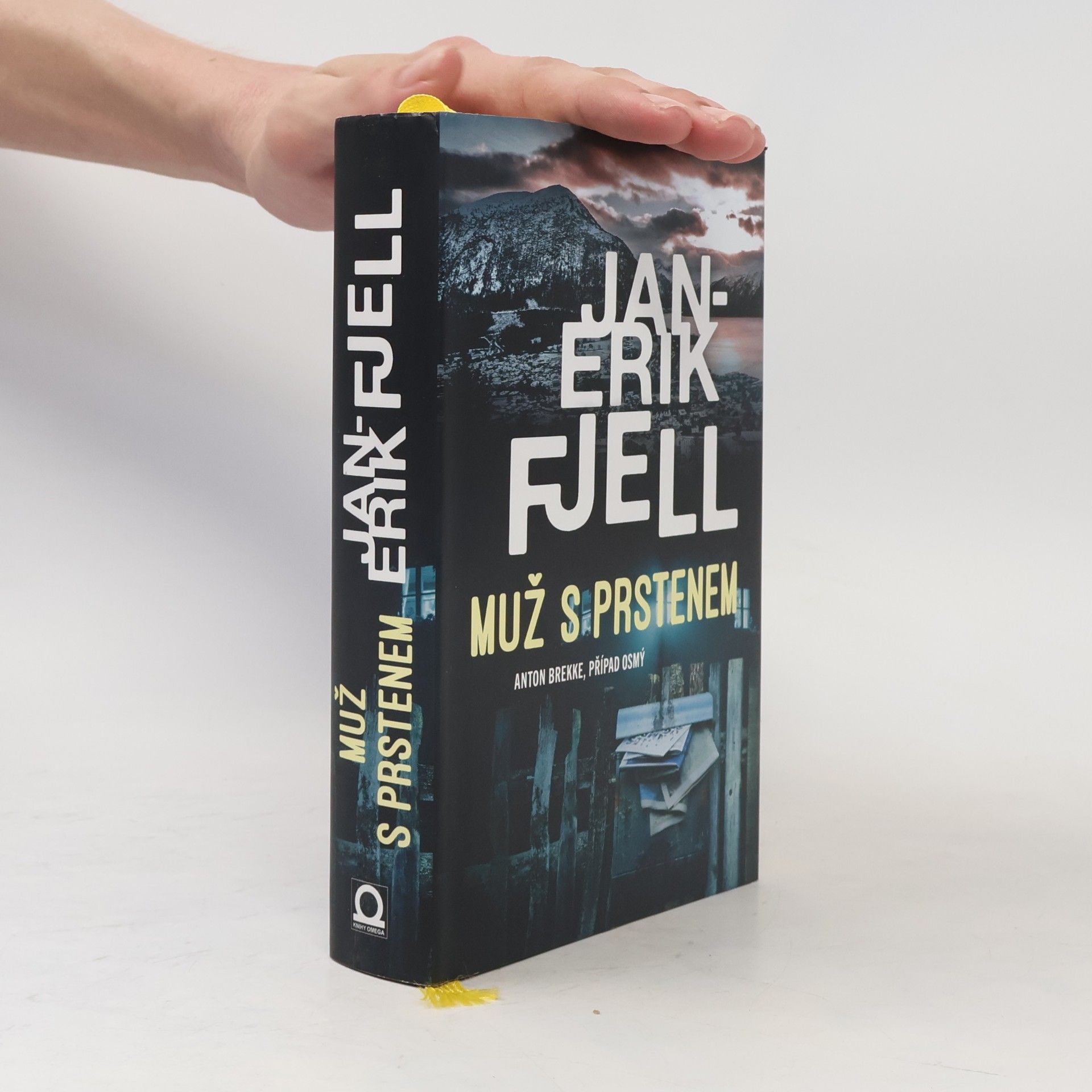 Jan-Erik Fjell Anton Brekke - 8: Muž s prstenem
