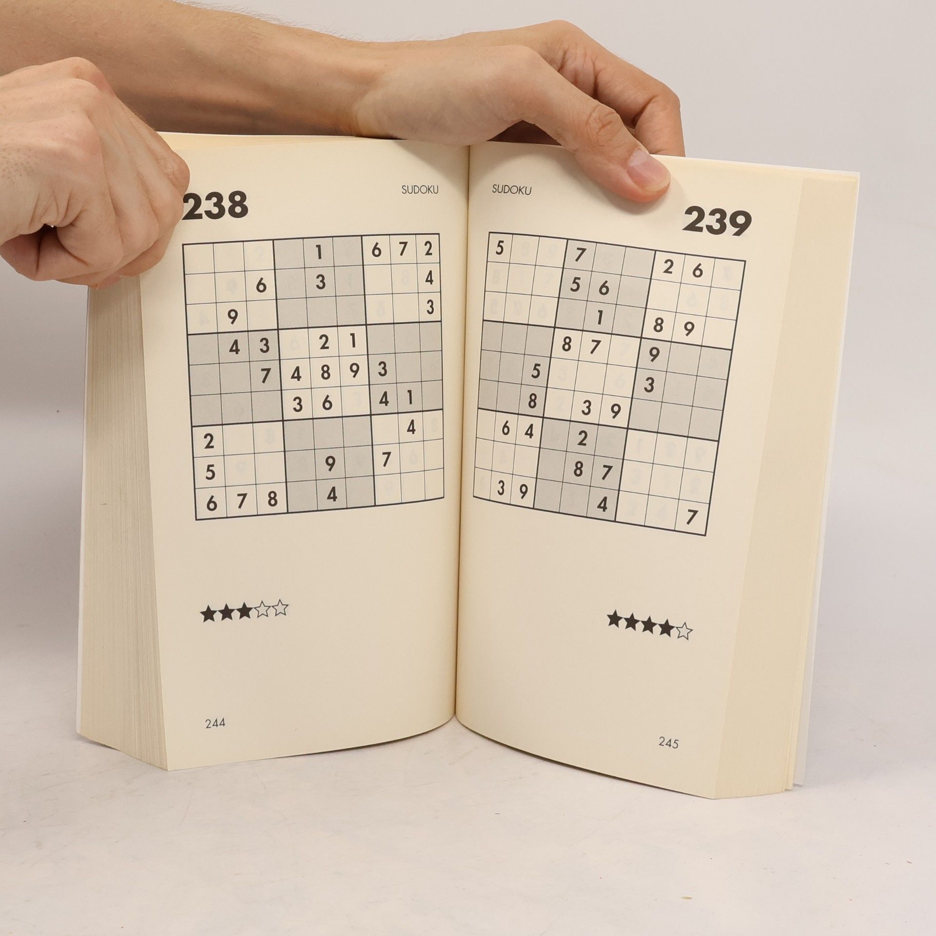 David J. Bodycombe Sudoku na celý rok: 365 doplňovaček a pár ďábelských japonských hlavolamů navíc