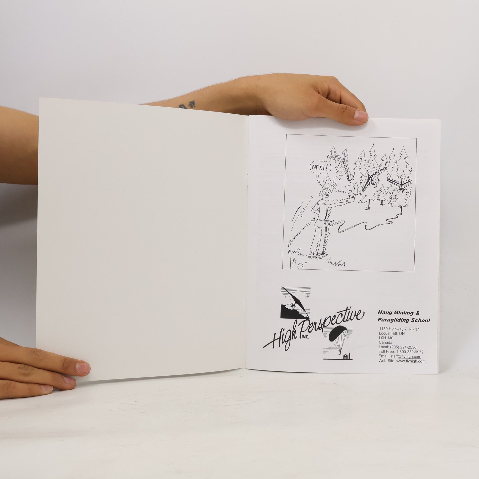 Michael Robertson The Art of Skysailing: A Risk Management Manual for Hang Gliding & Paragliding