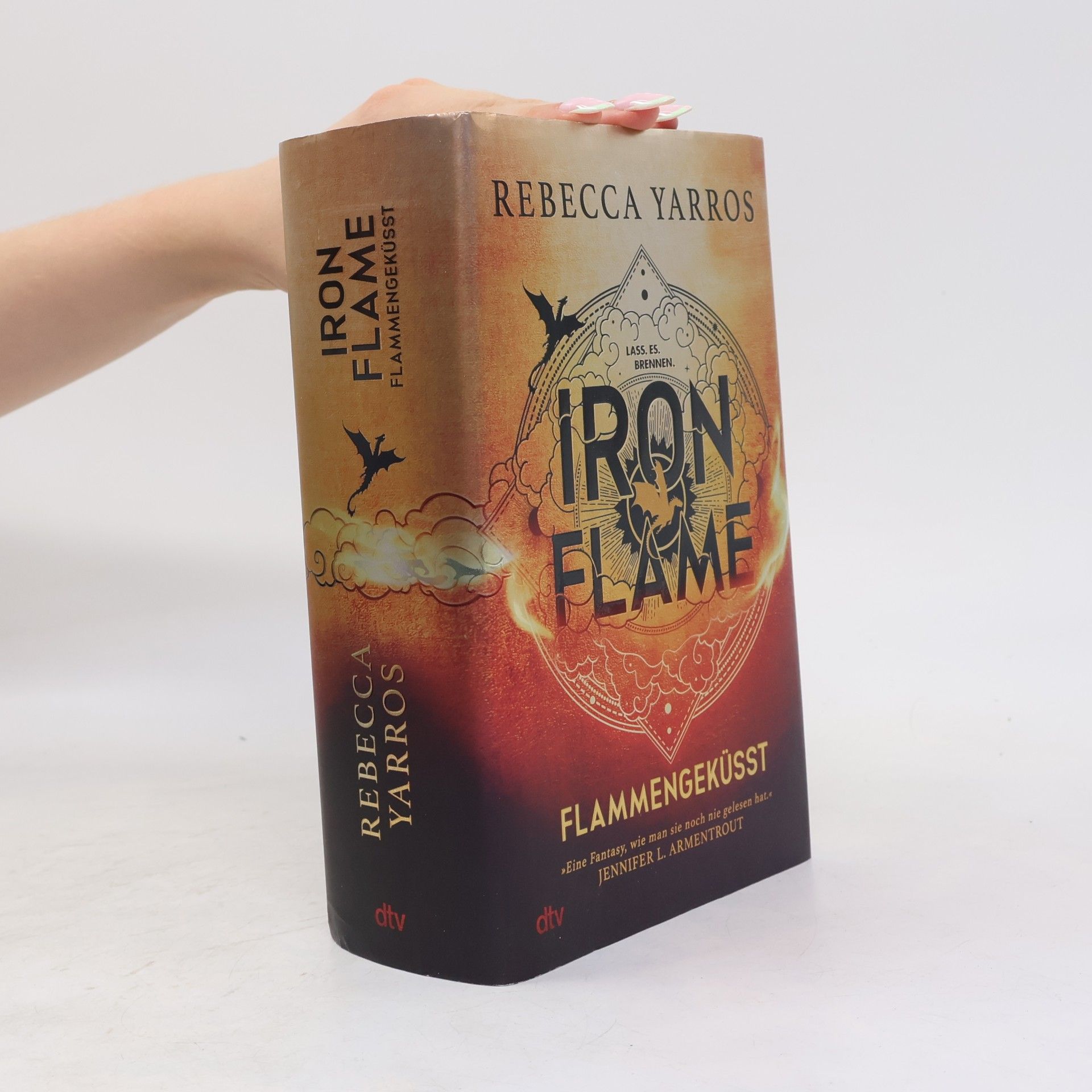 Rebecca Yarros Iron Flame