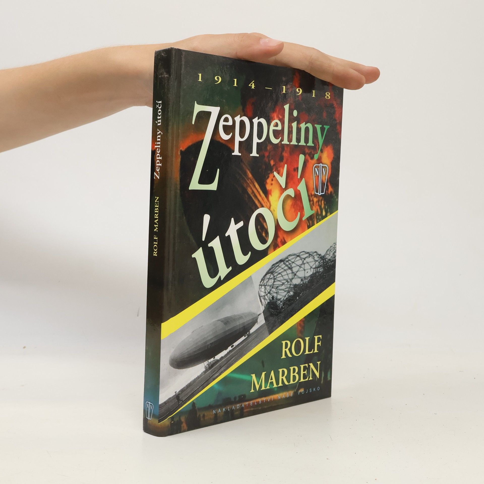Rolf Marben Zeppeliny útočí