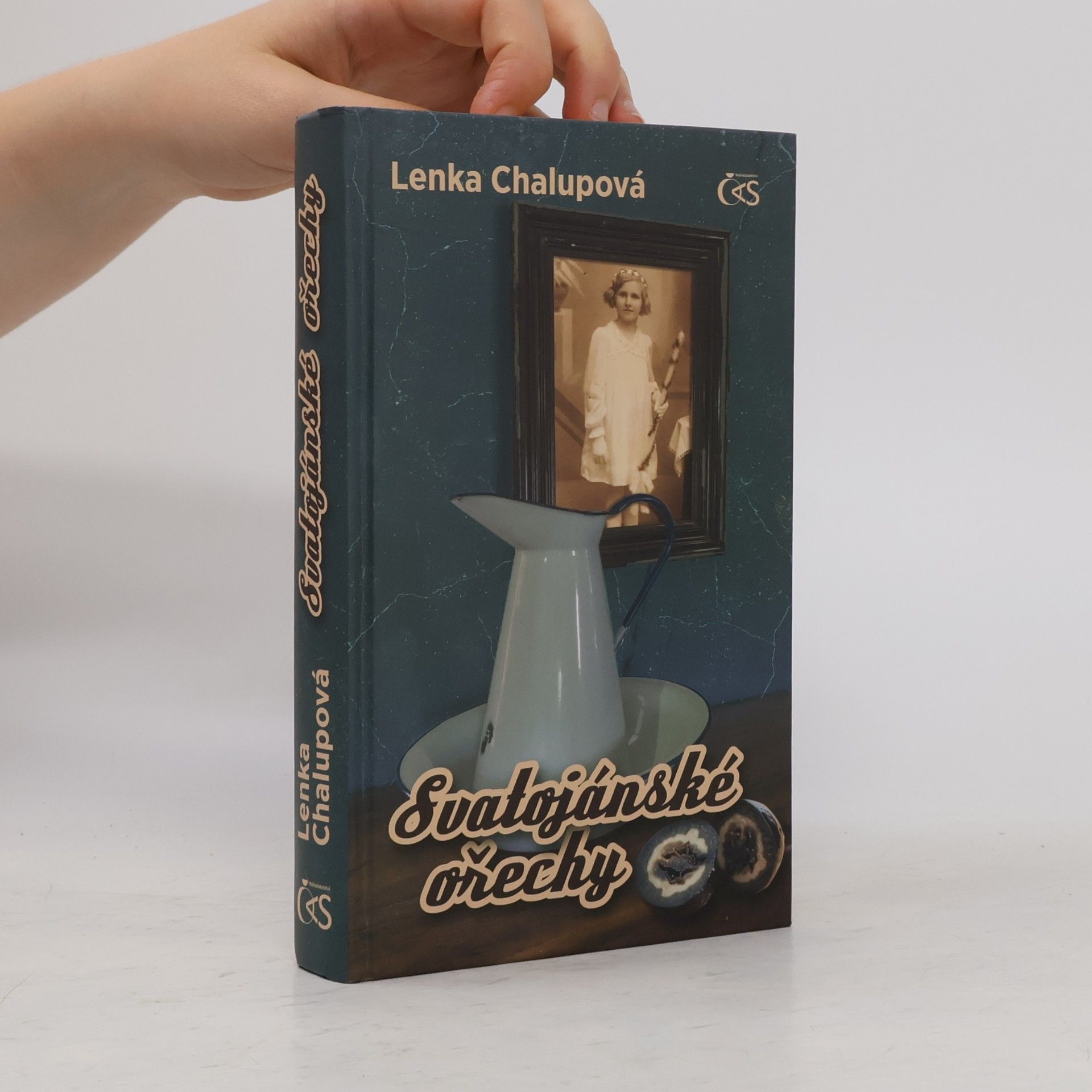 Lenka Chalupová Svatojánské ořechy