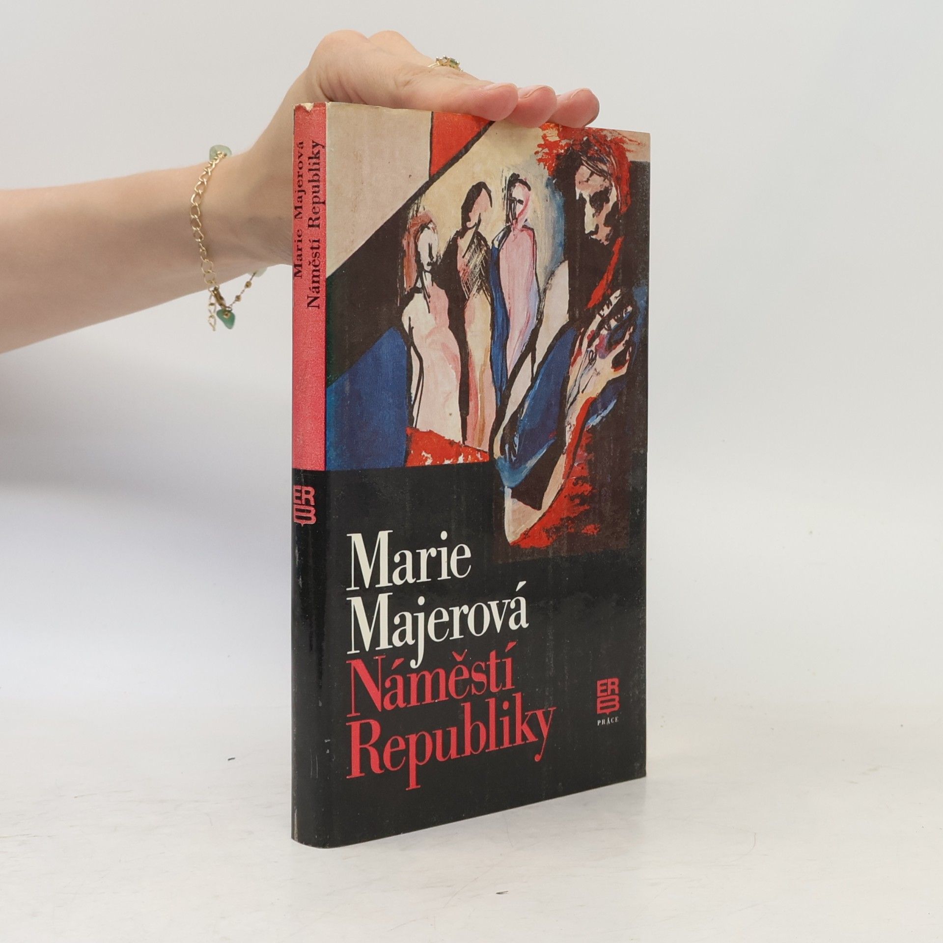 Marie Majerová Náměstí republiky