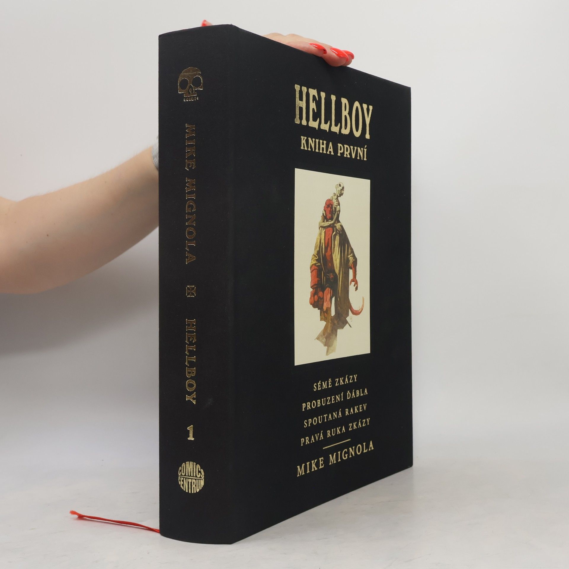 Mike Mignola Hellboy: Pekelná knižnice - Kniha první