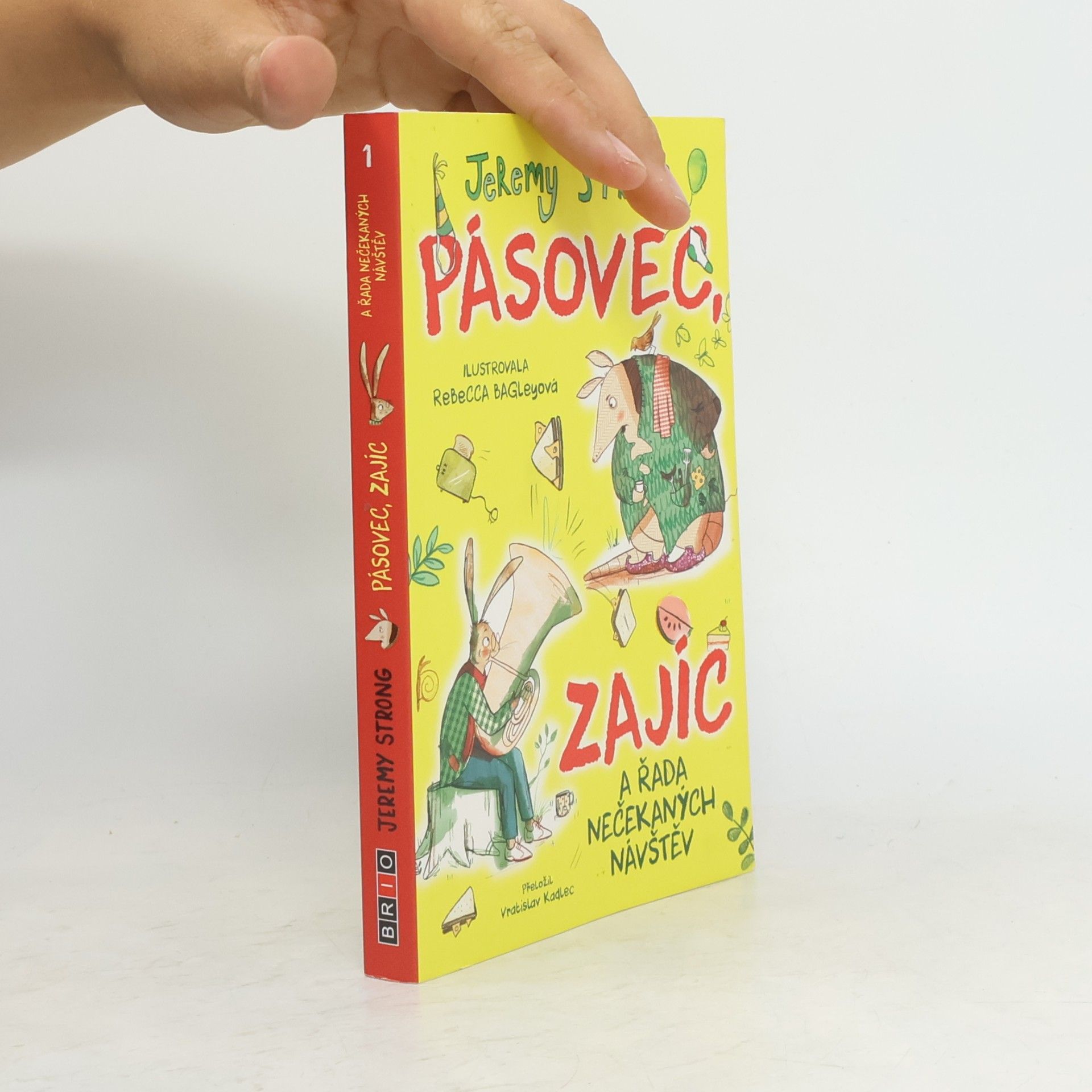 Pásovec, zajíc a řada nečekaných návštěv