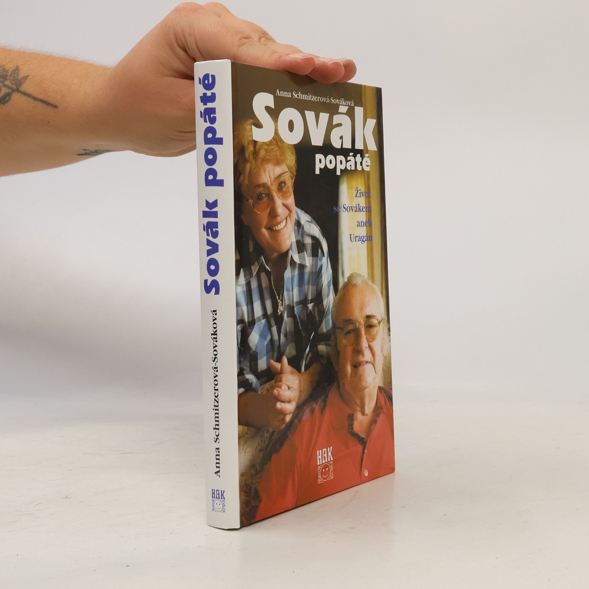 Anna Sováková Sovák popáté. Život se Sovákem, aneb, Uragán