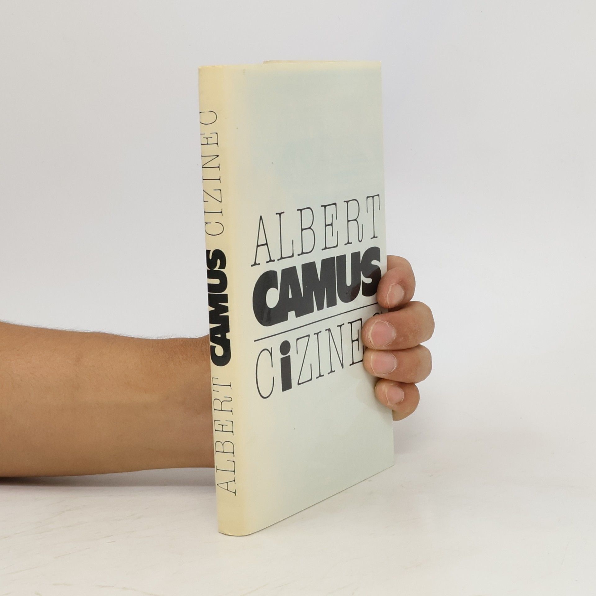 Albert Camus Cizinec