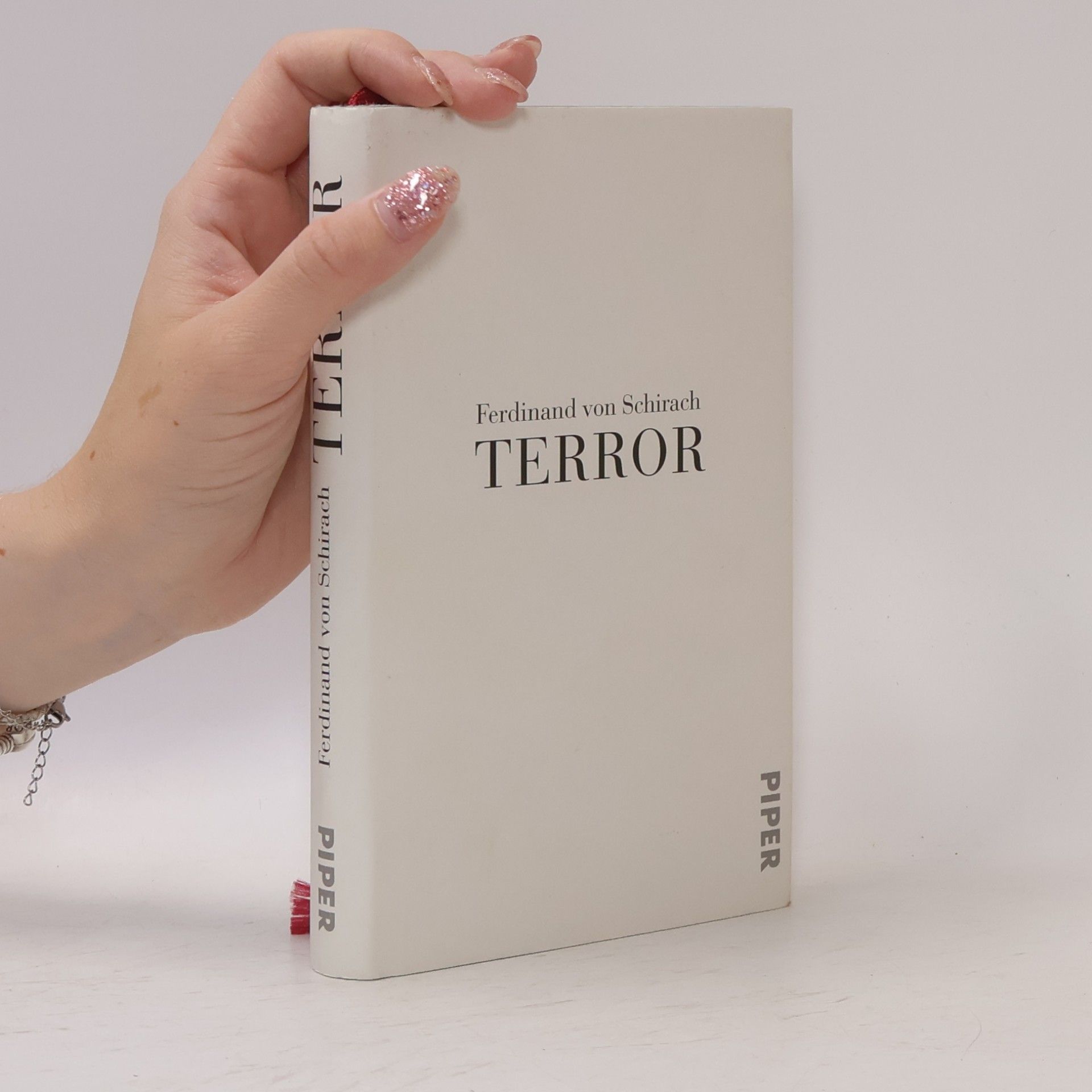 Ferdinand Schirach Terror