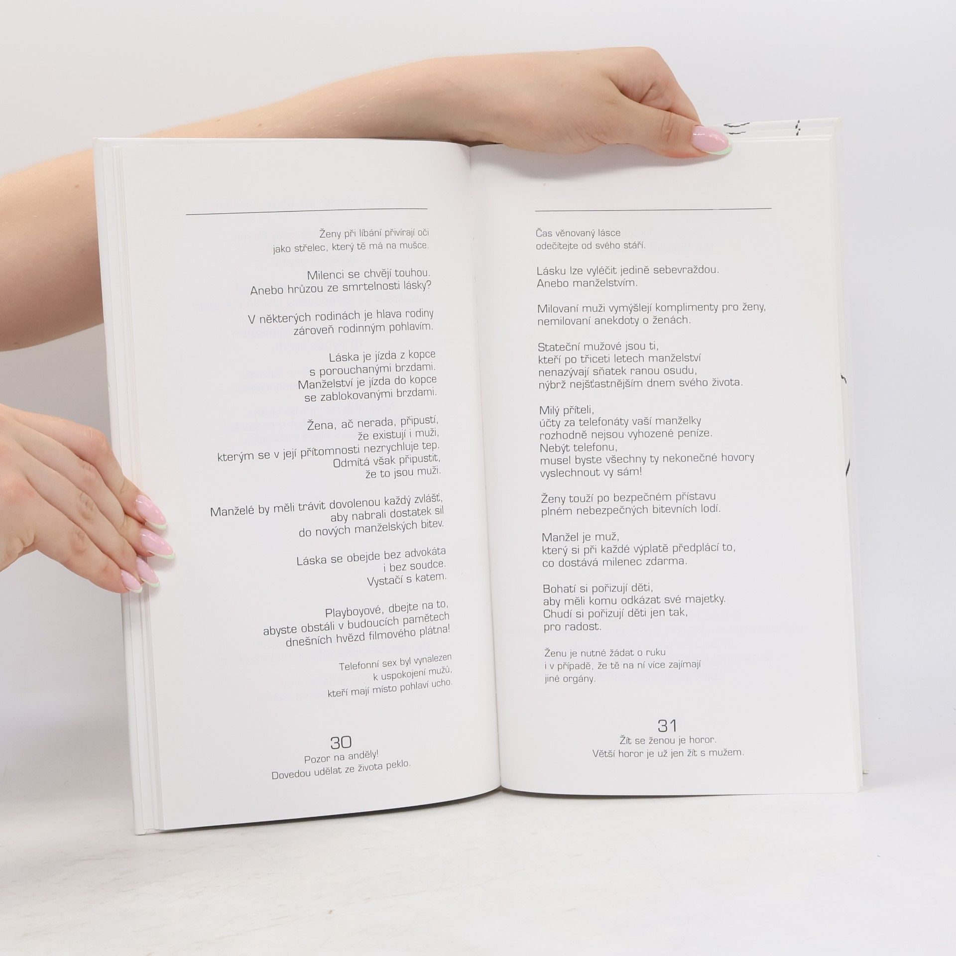 Jiří Žáček Noční motýli : text libris neboli metaforismy, minimaximy a bonmotta z let 1990-1996