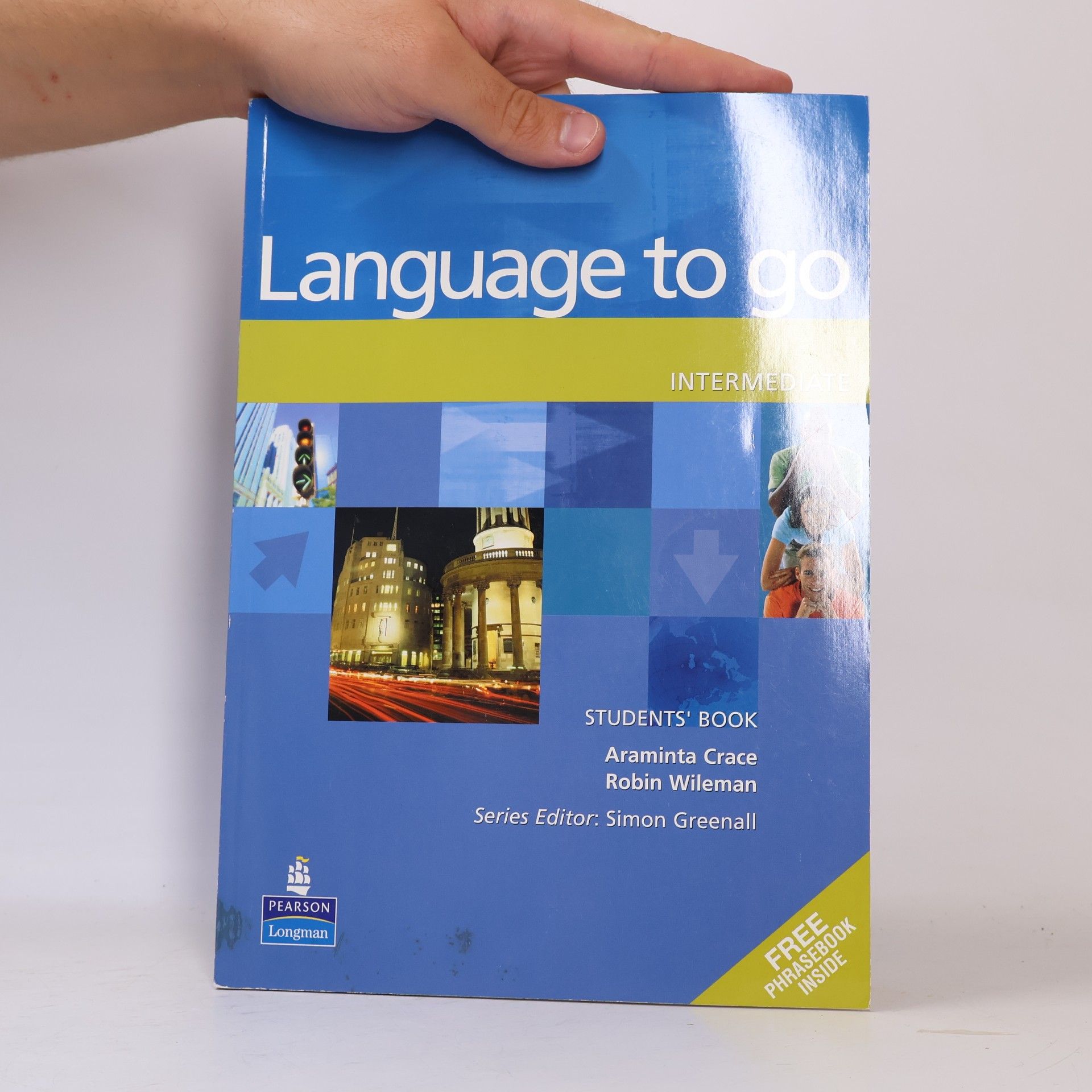 Araminta Crace Language to go: Student's book - intermediate