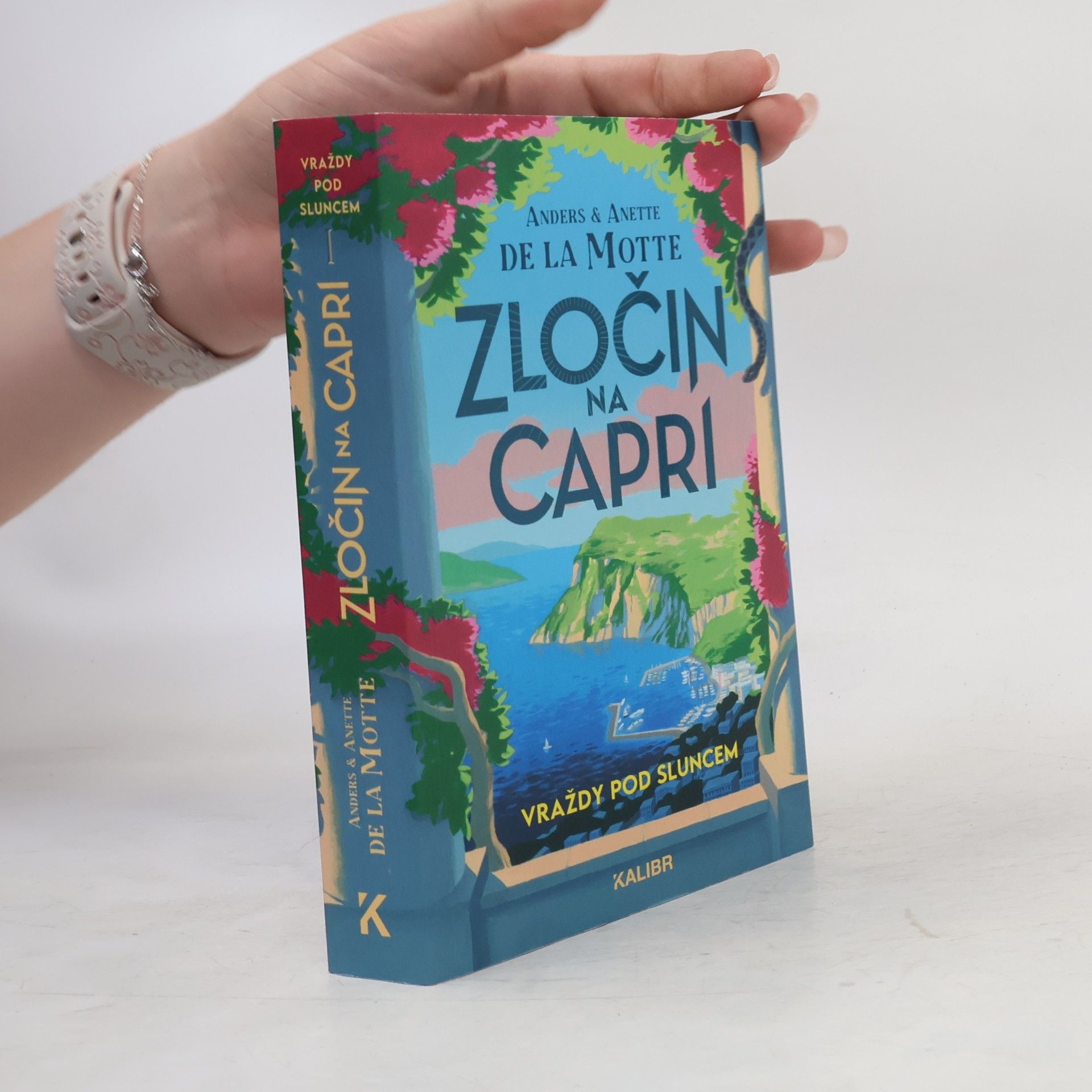 Anette De la Motte Vraždy pod sluncem 1: Zločin na Capri