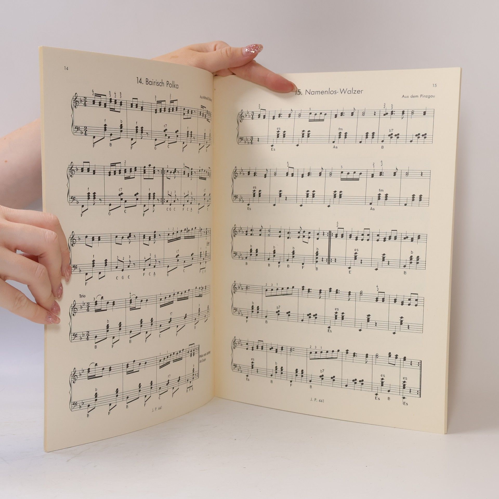 Autorenkollektiv Alpenländische Volksmusik