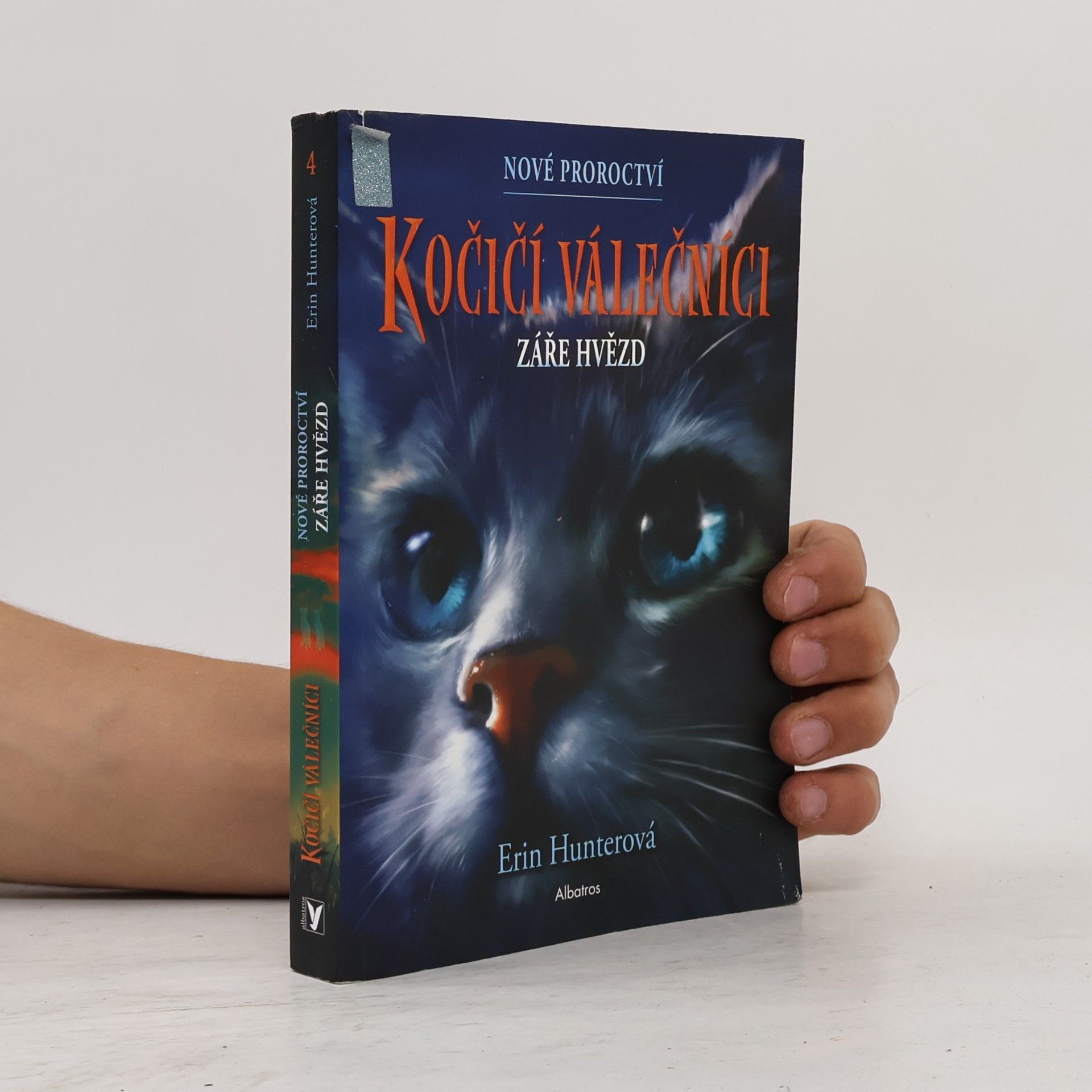 Erin Hunter Kočičí válečníci : nové proroctví. Záře hvězd