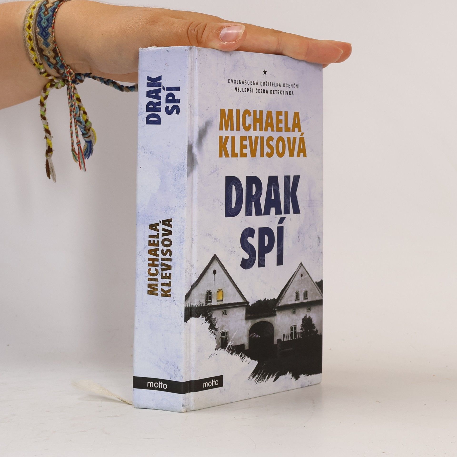 Michaela Klevisová Drak spí