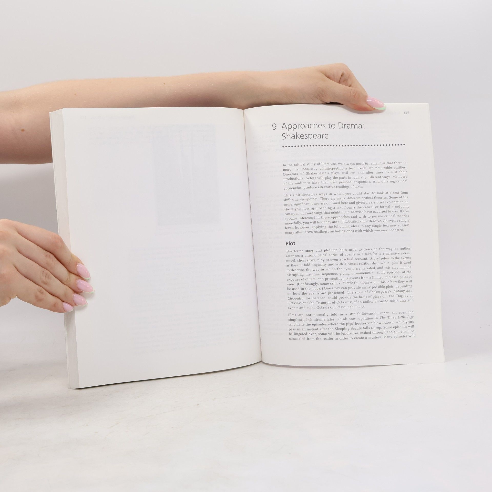 Elizabeth Gurr English Literature in Context