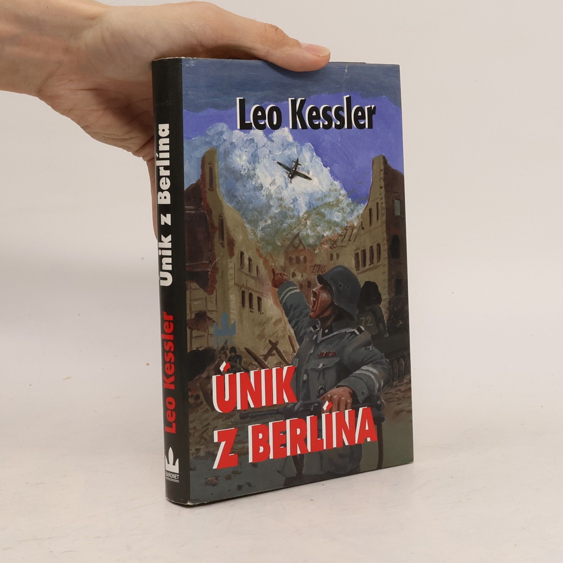 Charles Whiting Únik z Berlína