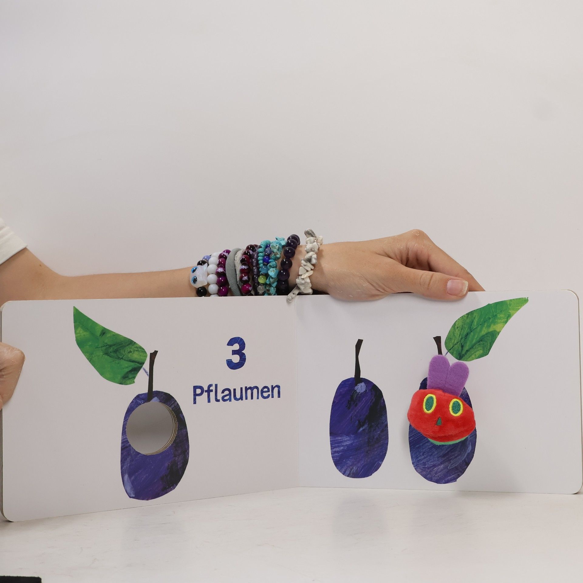 Eric Carle Die kleine Raupe Nimmersatt. Mein Fingerpuppenbuch.