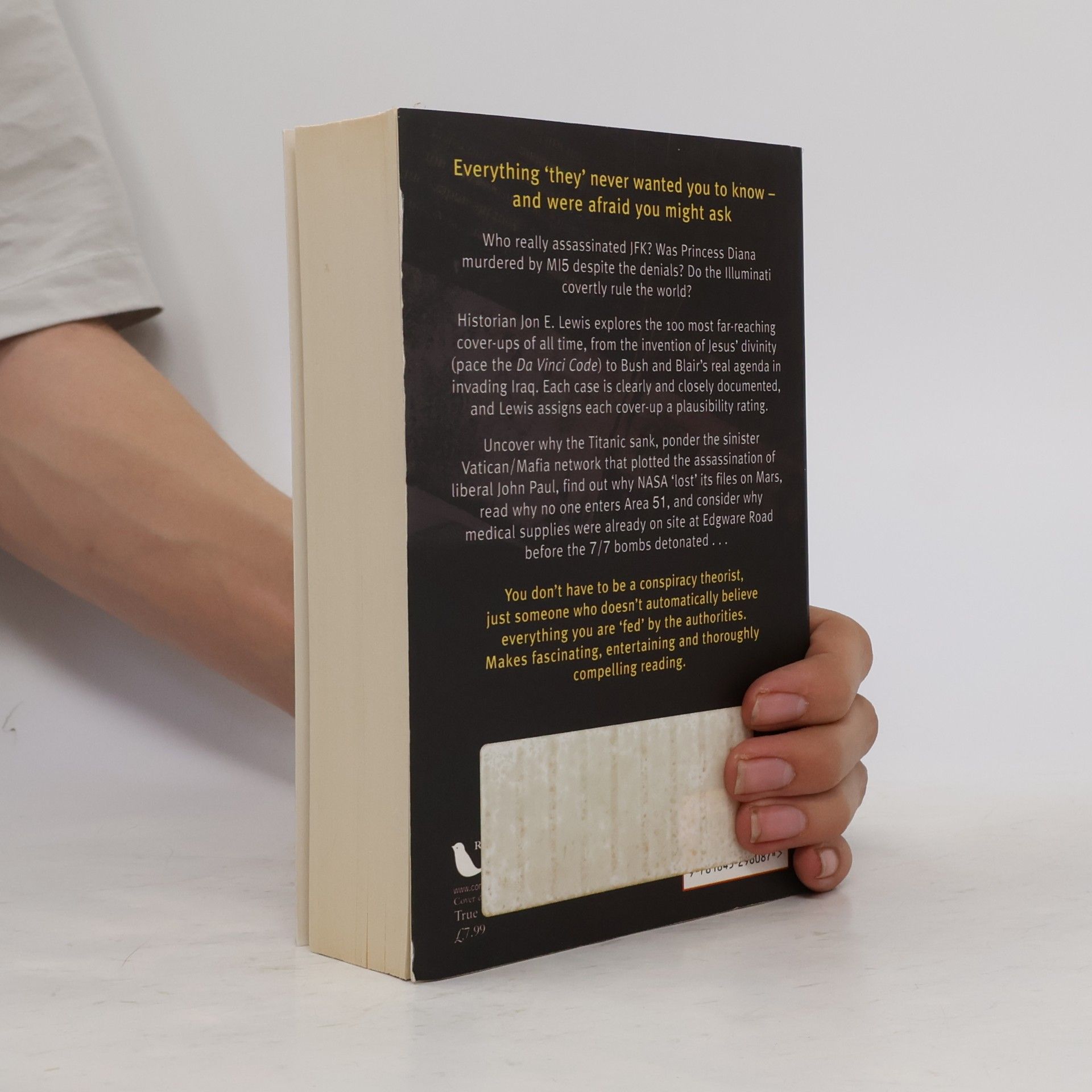 Jon E. Lewis The Mammoth Book of Cover-Ups