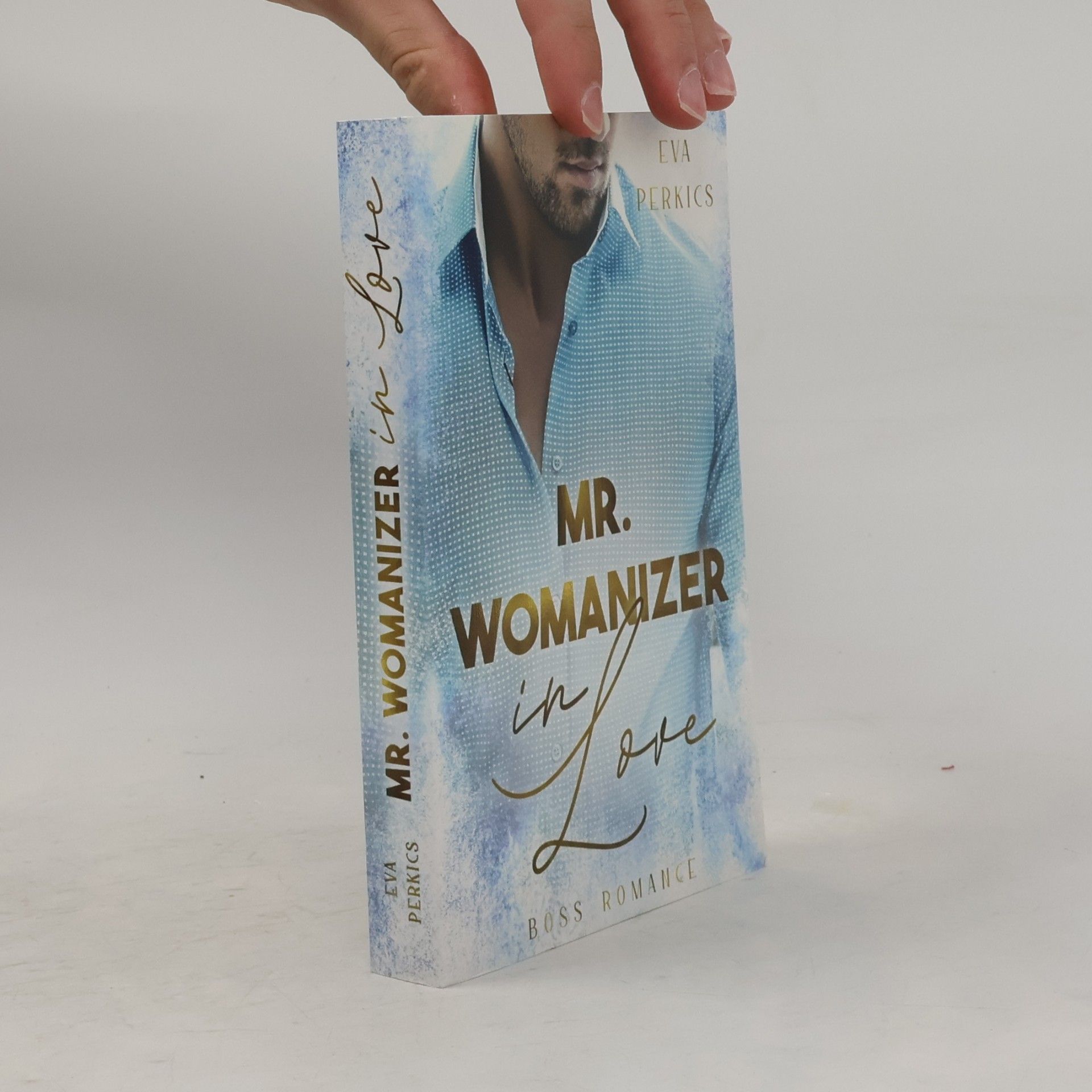 Mr. Womanizer in Love