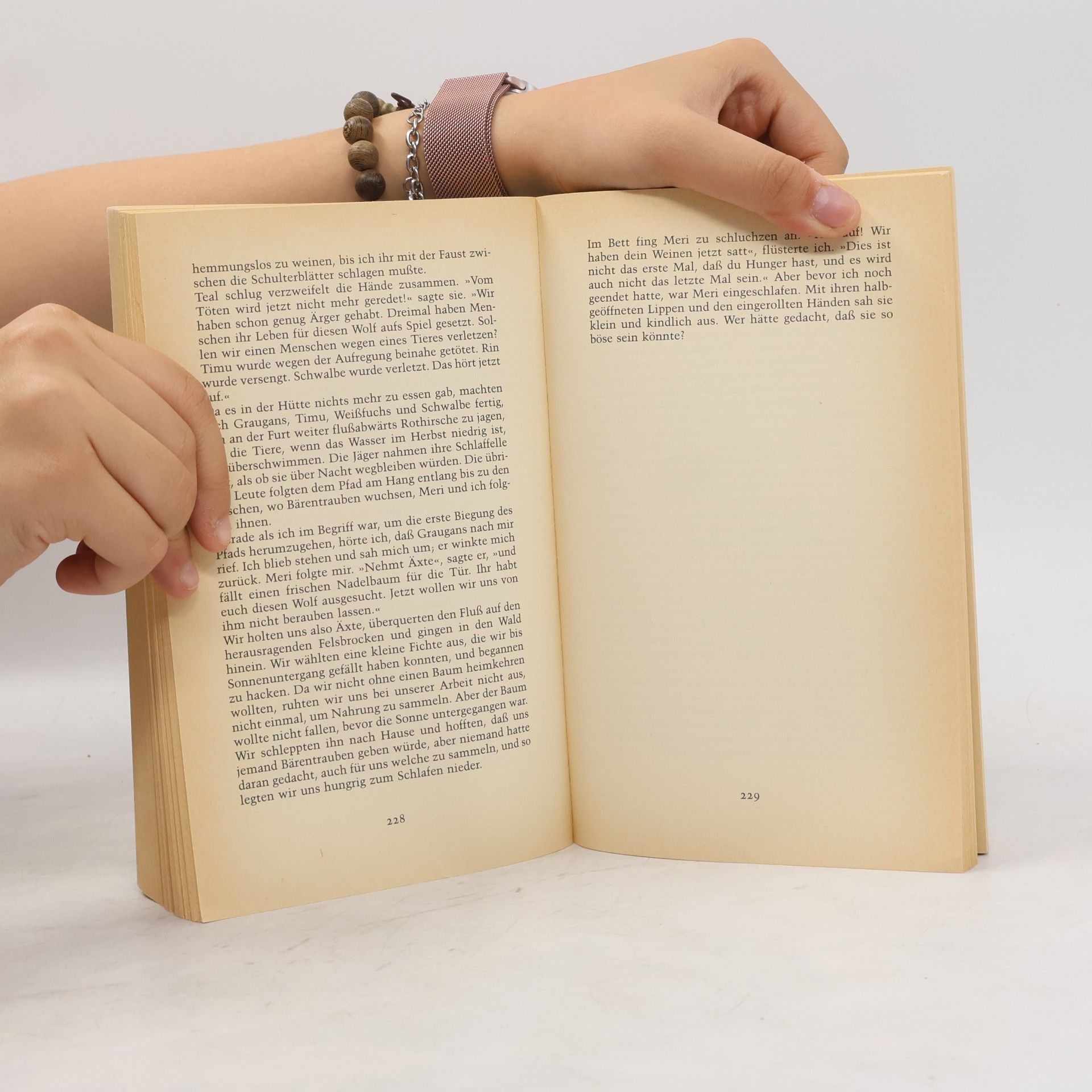 Elizabeth Marshall Thomas Im Mond der Rentiere. Roman