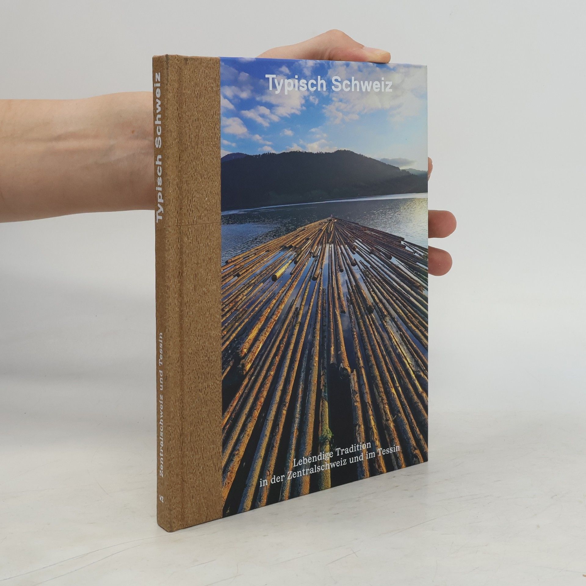 Collectif d'auteurs Typisch Schweiz