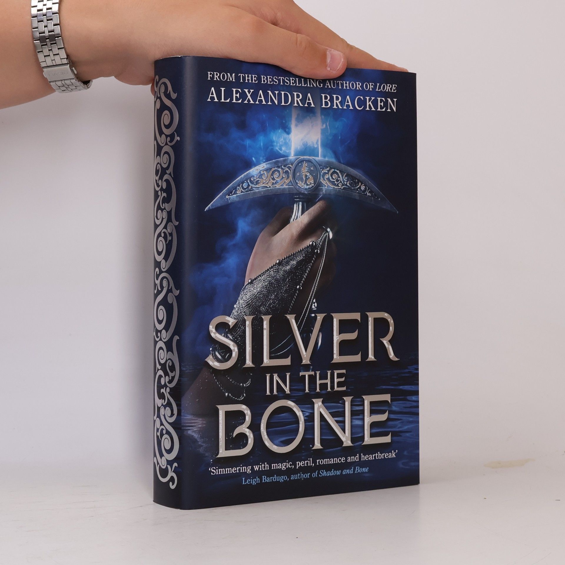 Alexandra Bracken Silver in the Bone