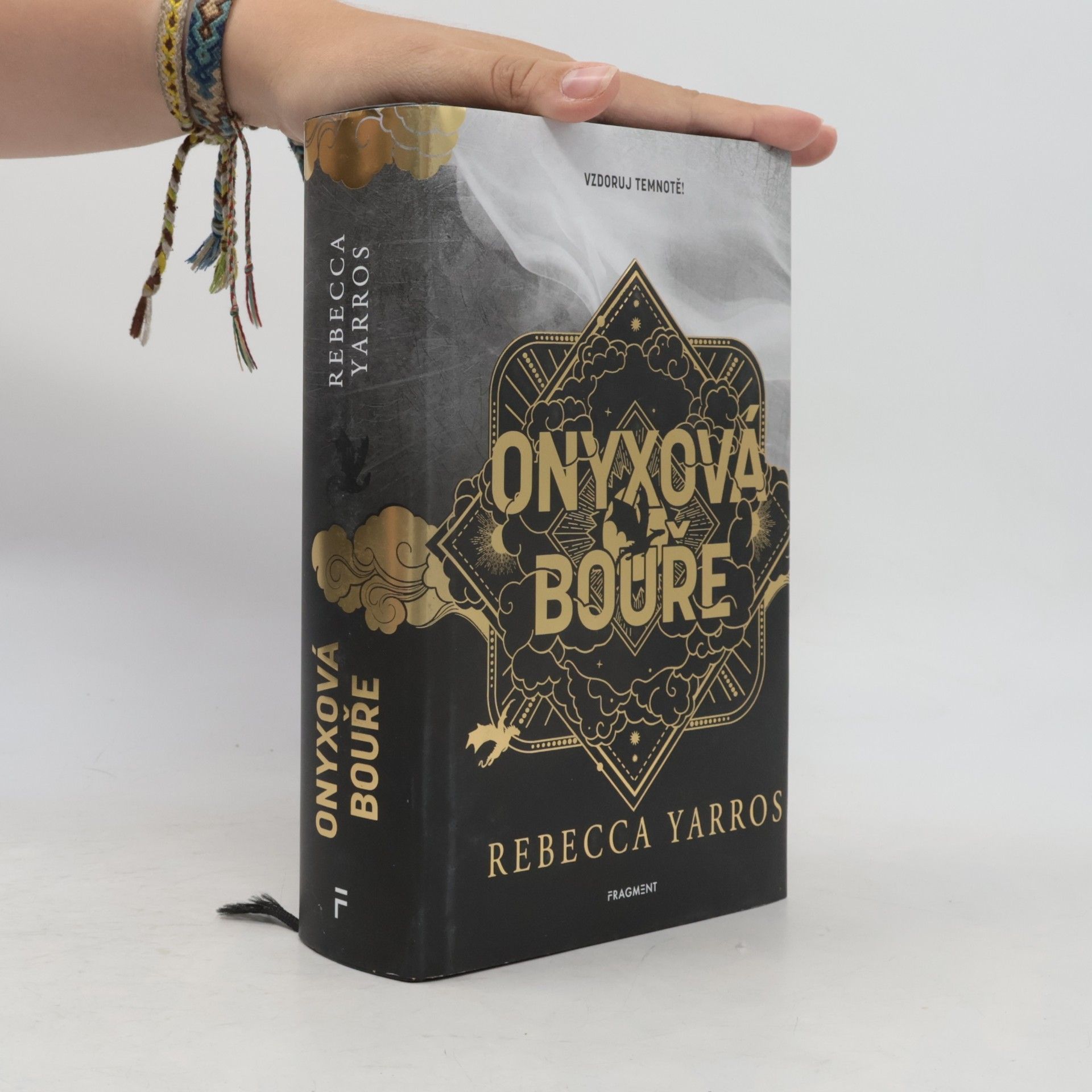 Rebecca Yarros Onyxová bouře