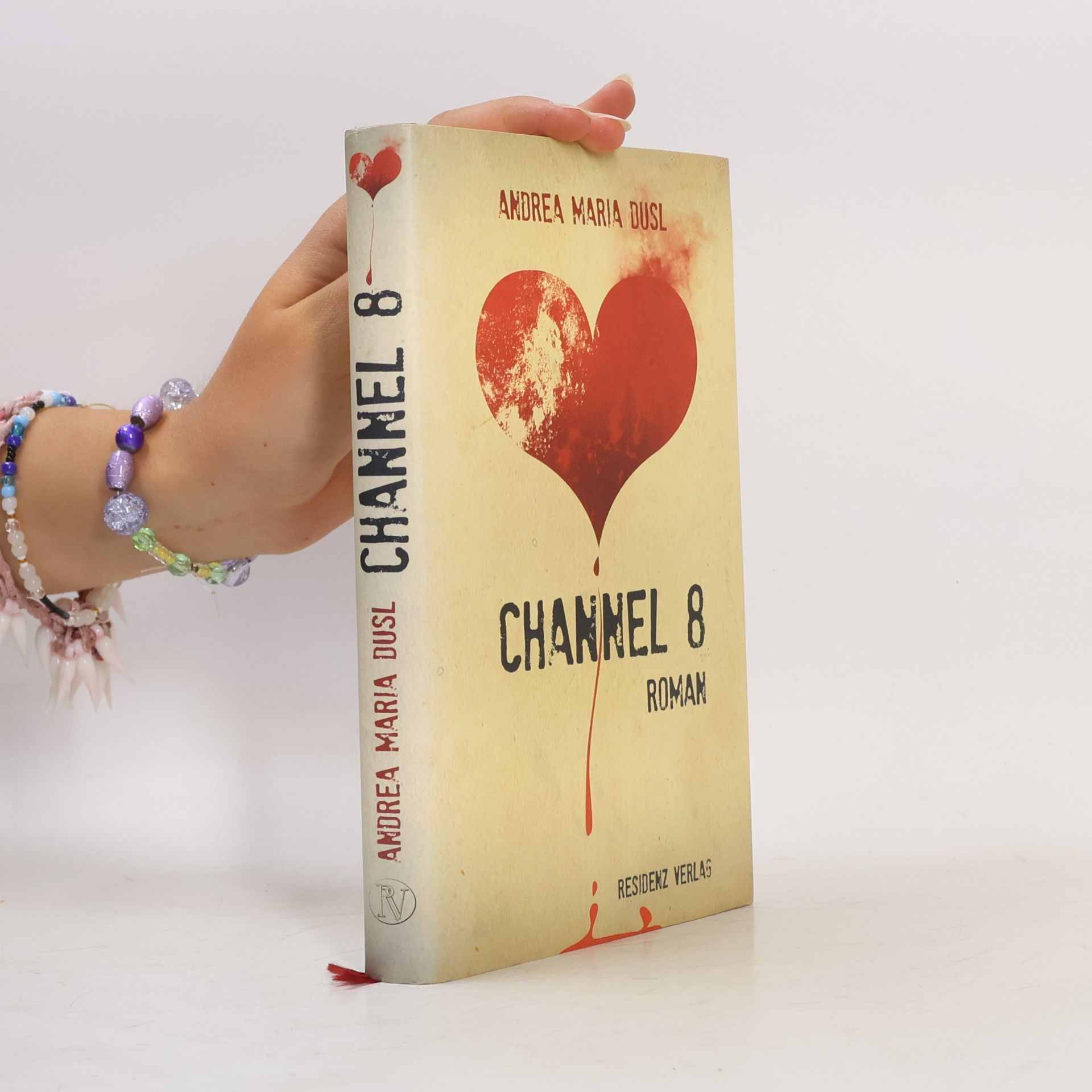 Andrea Maria Dusl Channel 8