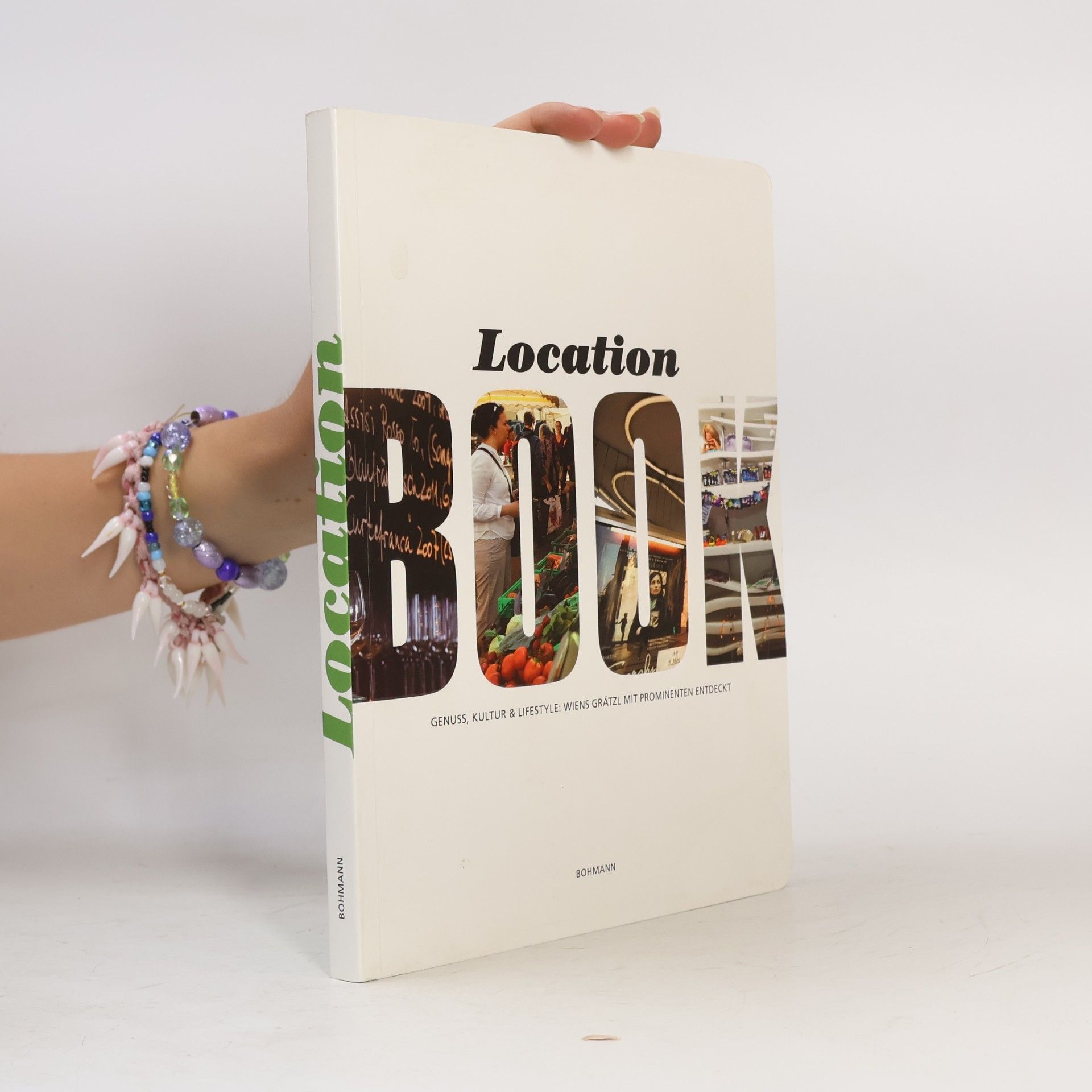Collectif d'auteurs Location Book