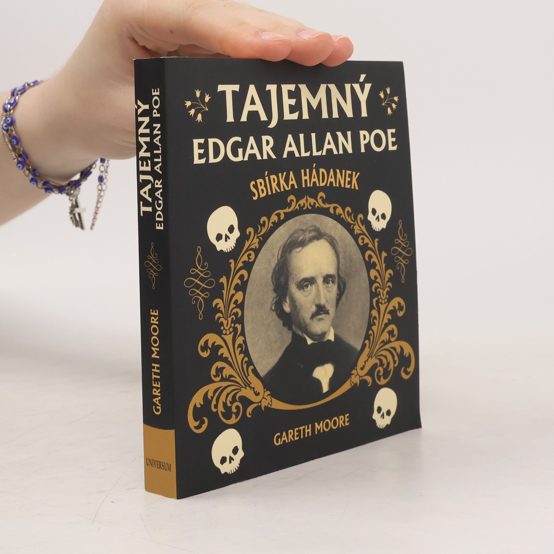 Lenka Šverčičová Tajemný Edgar Allan Poe: sbírka hádanek