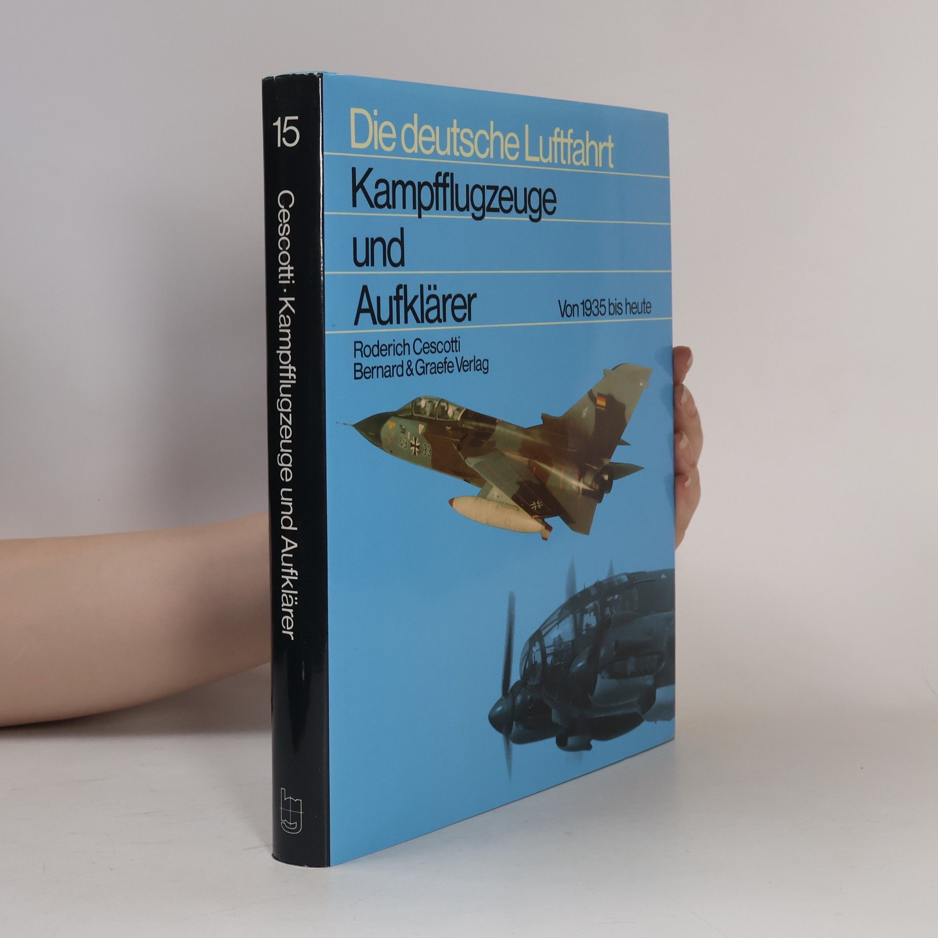 Roderich Cescotti Kampfflugzeuge und Aufklärer