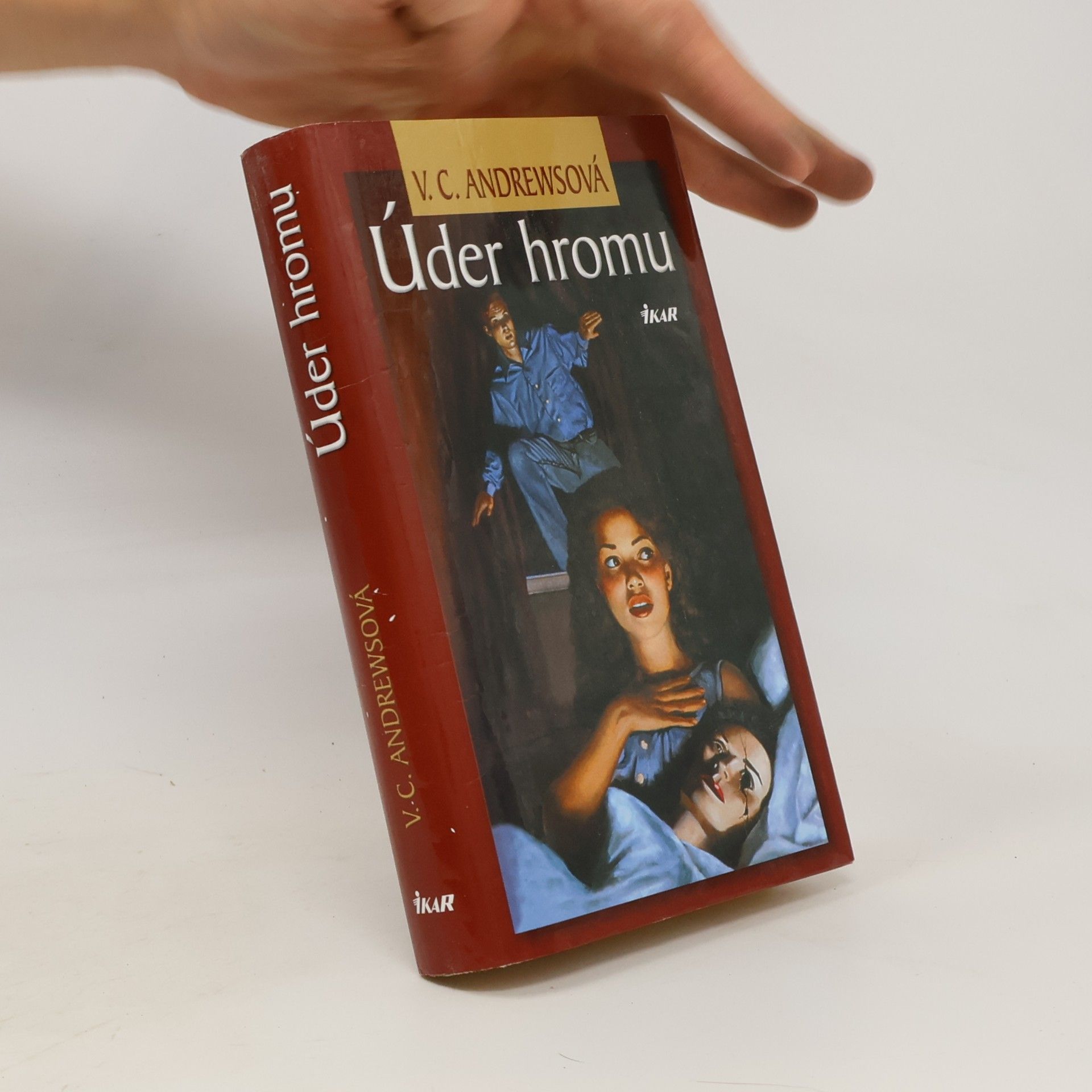 Virginia Cleo Andrews Úder hromu