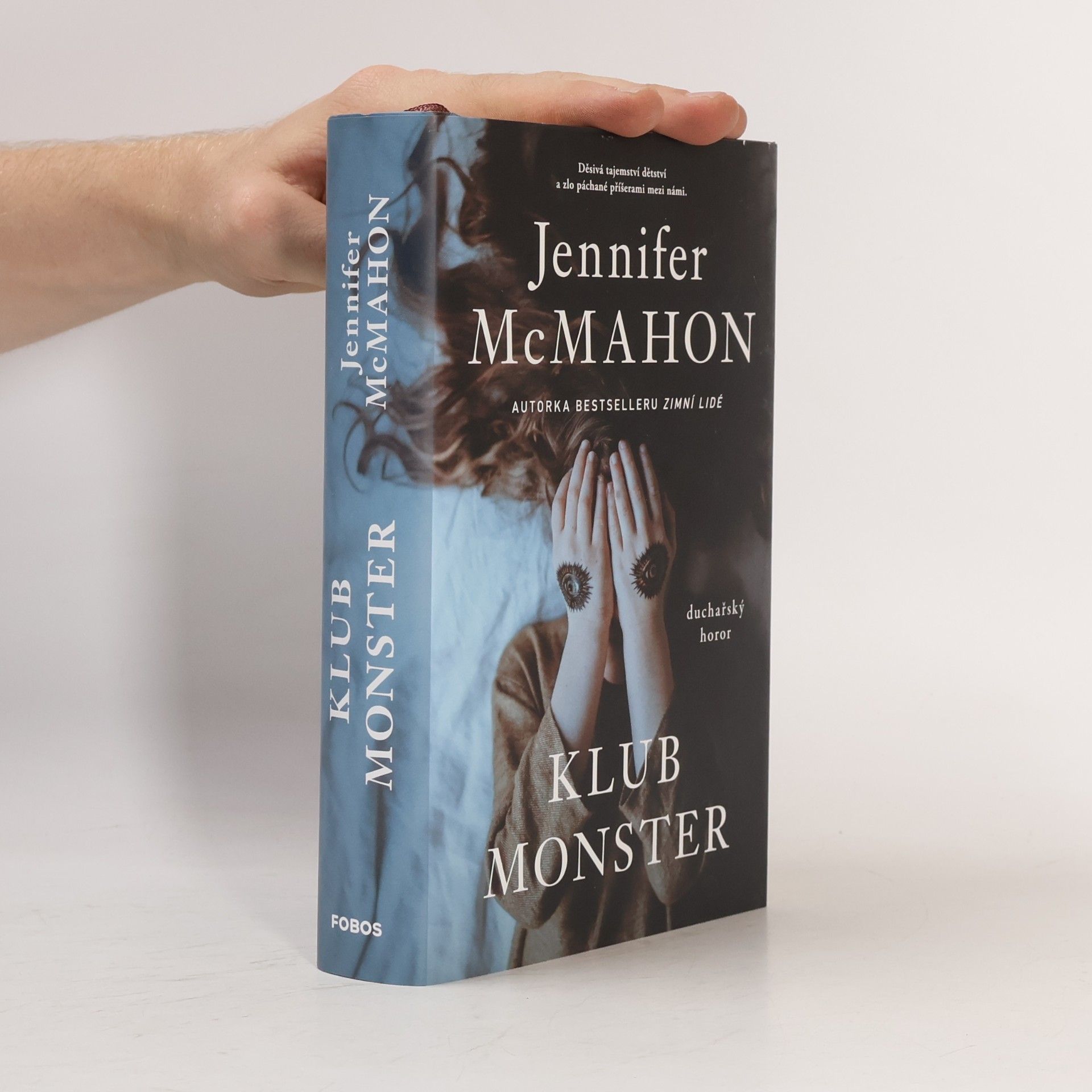 Jennifer McMahon Klub monster